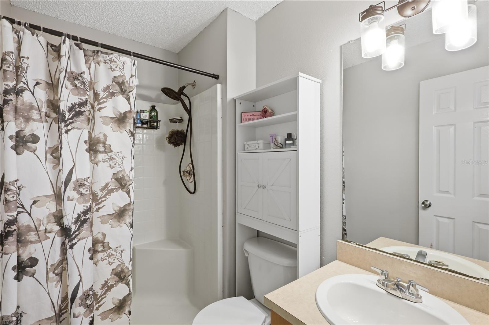 215 WALNUT AVE, ORANGE CITY, FL, 32763