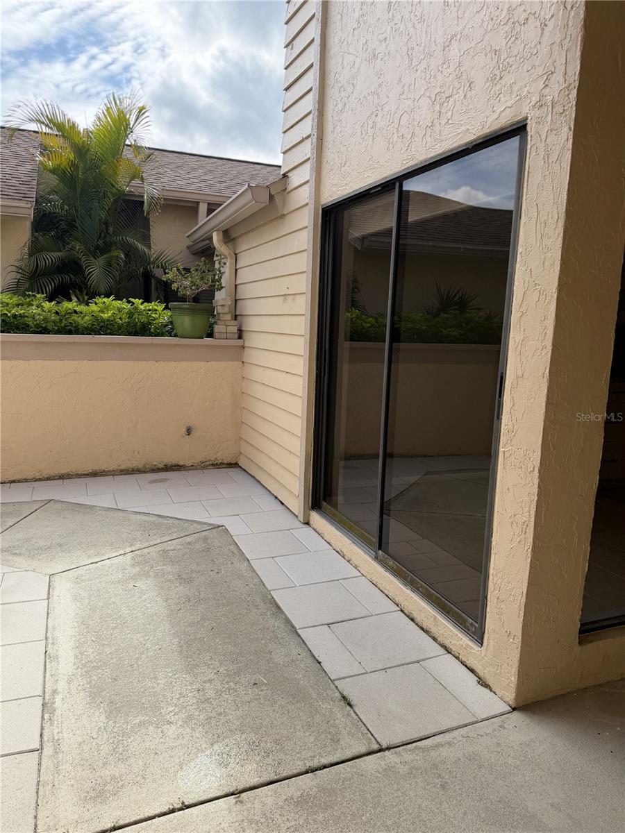 2004 LONGPOINTE CIR, VENICE, FL, 34293