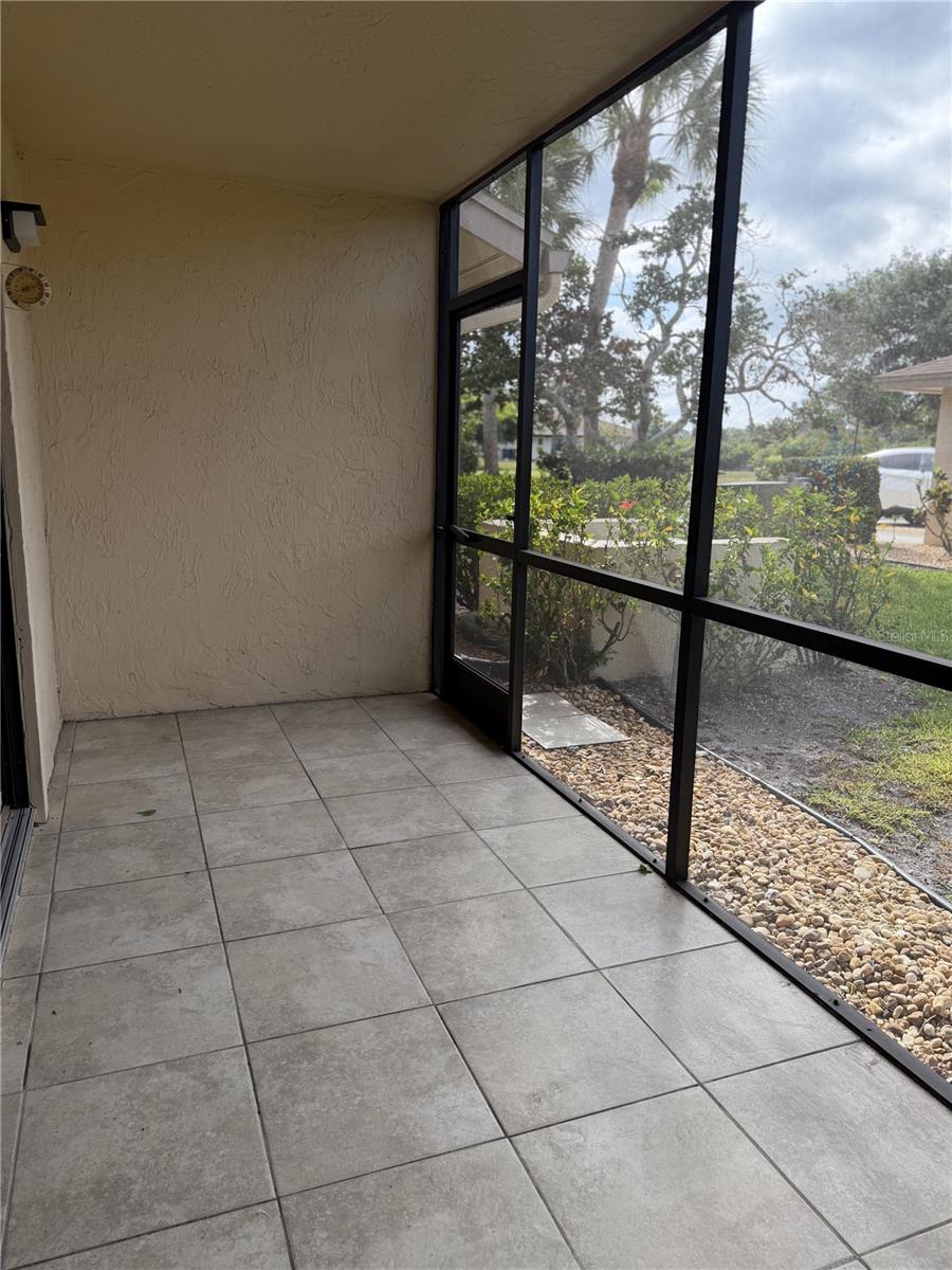 2004 LONGPOINTE CIR, VENICE, FL, 34293