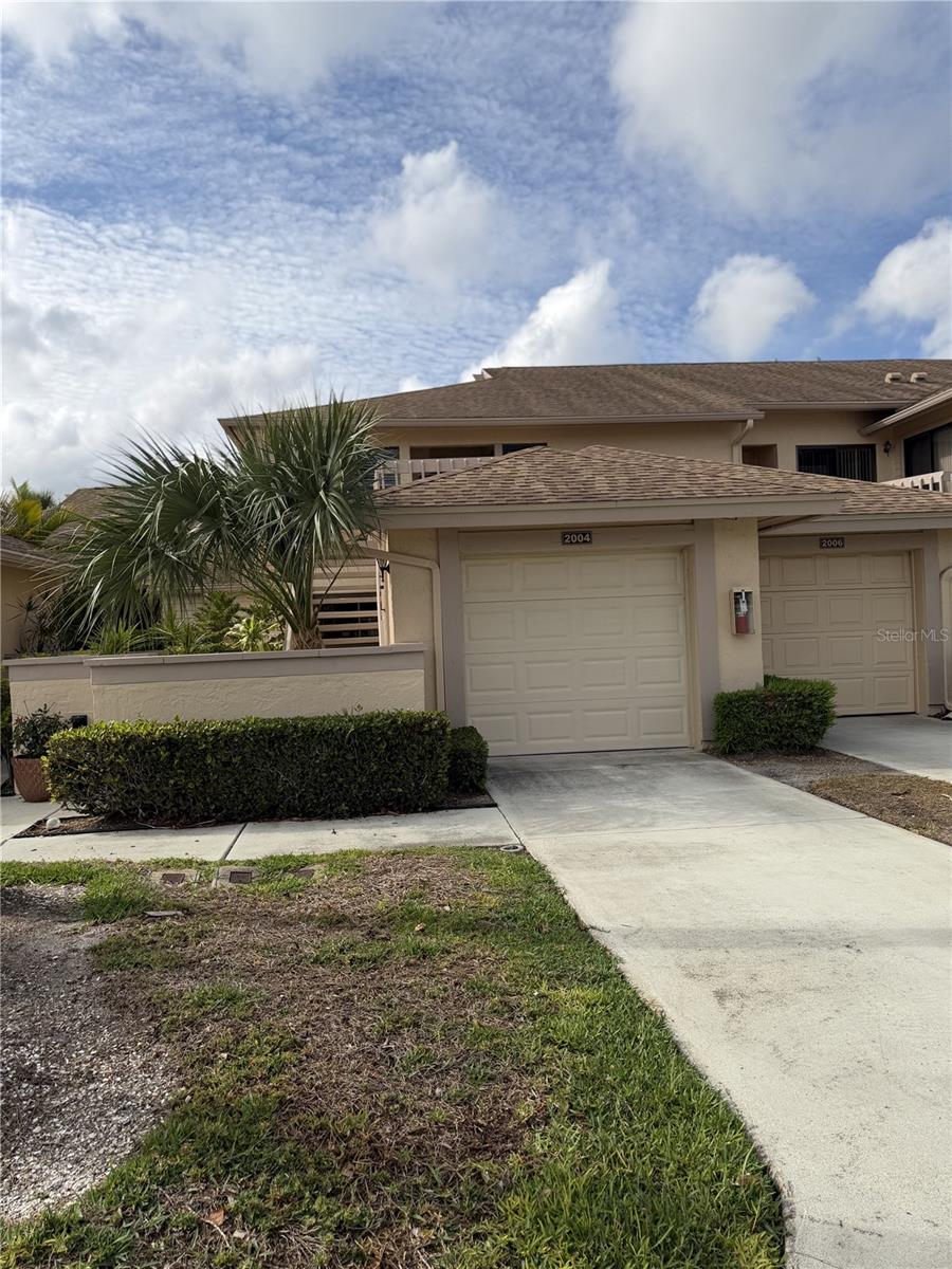 2004 LONGPOINTE CIR, VENICE, FL, 34293