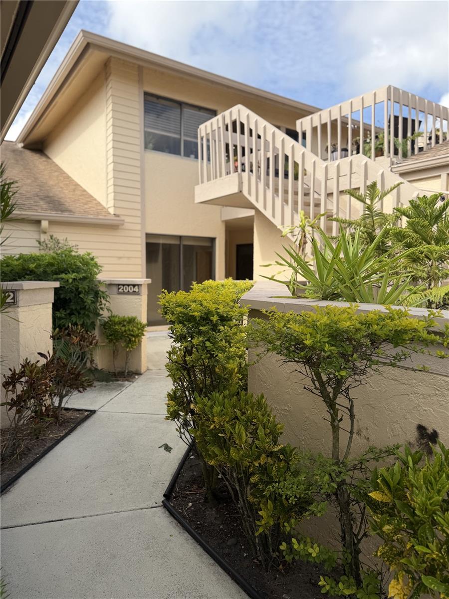 2004 LONGPOINTE CIR, VENICE, FL, 34293