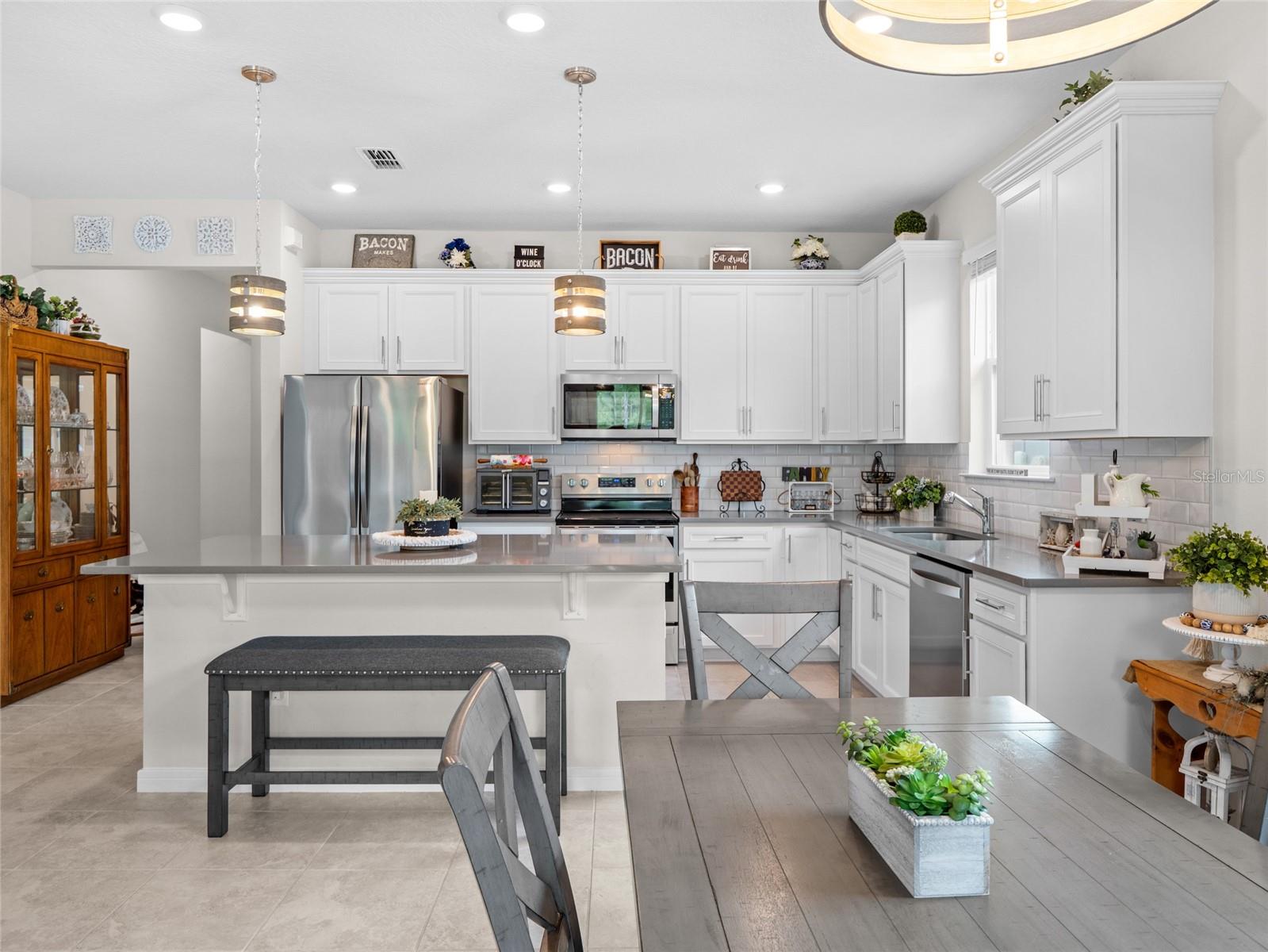 2209 CANOPY TERRACE BLVD, DELAND, FL, 32724