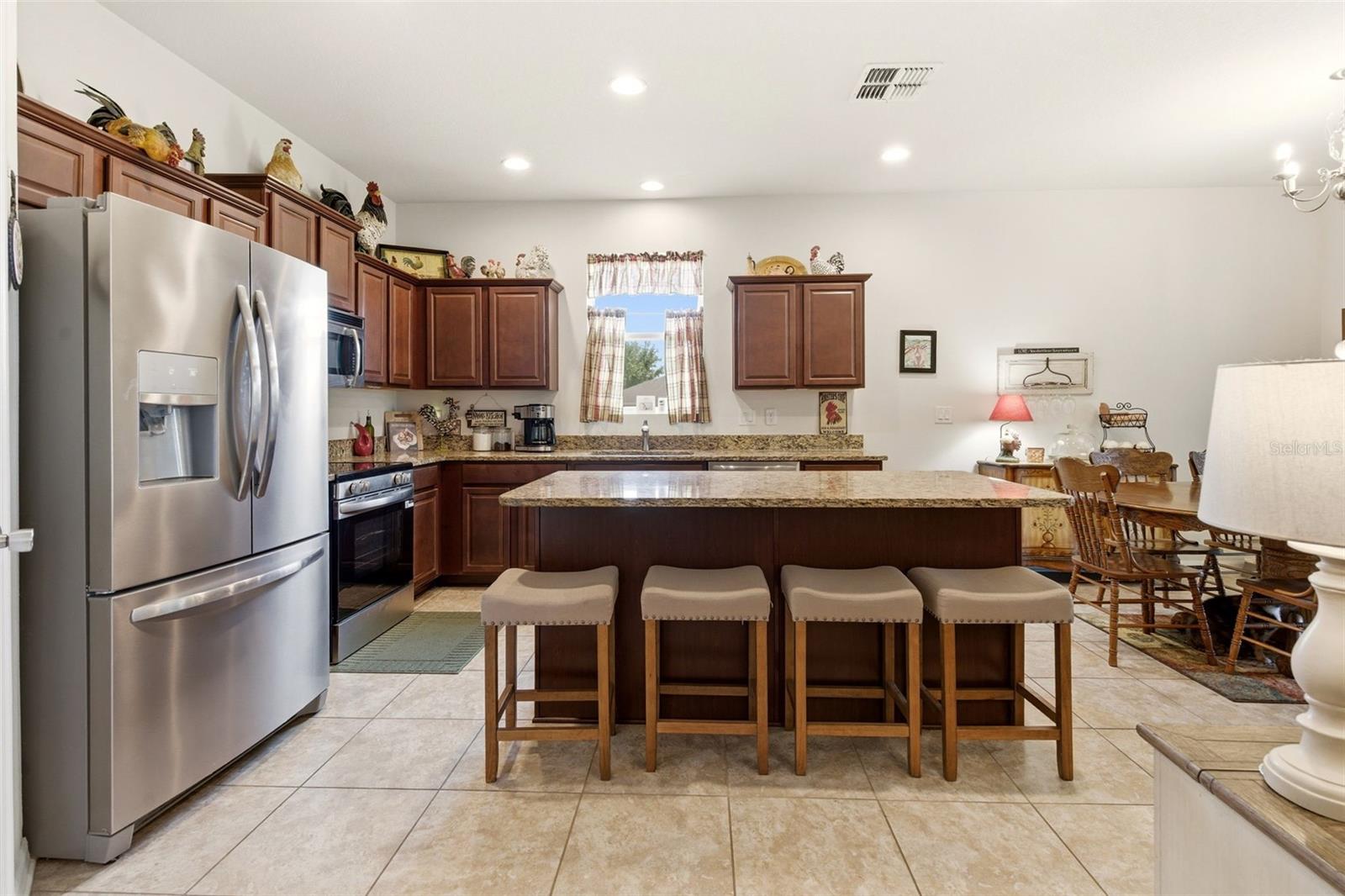 133 LAKESHORE DR, DAVENPORT, FL, 33837