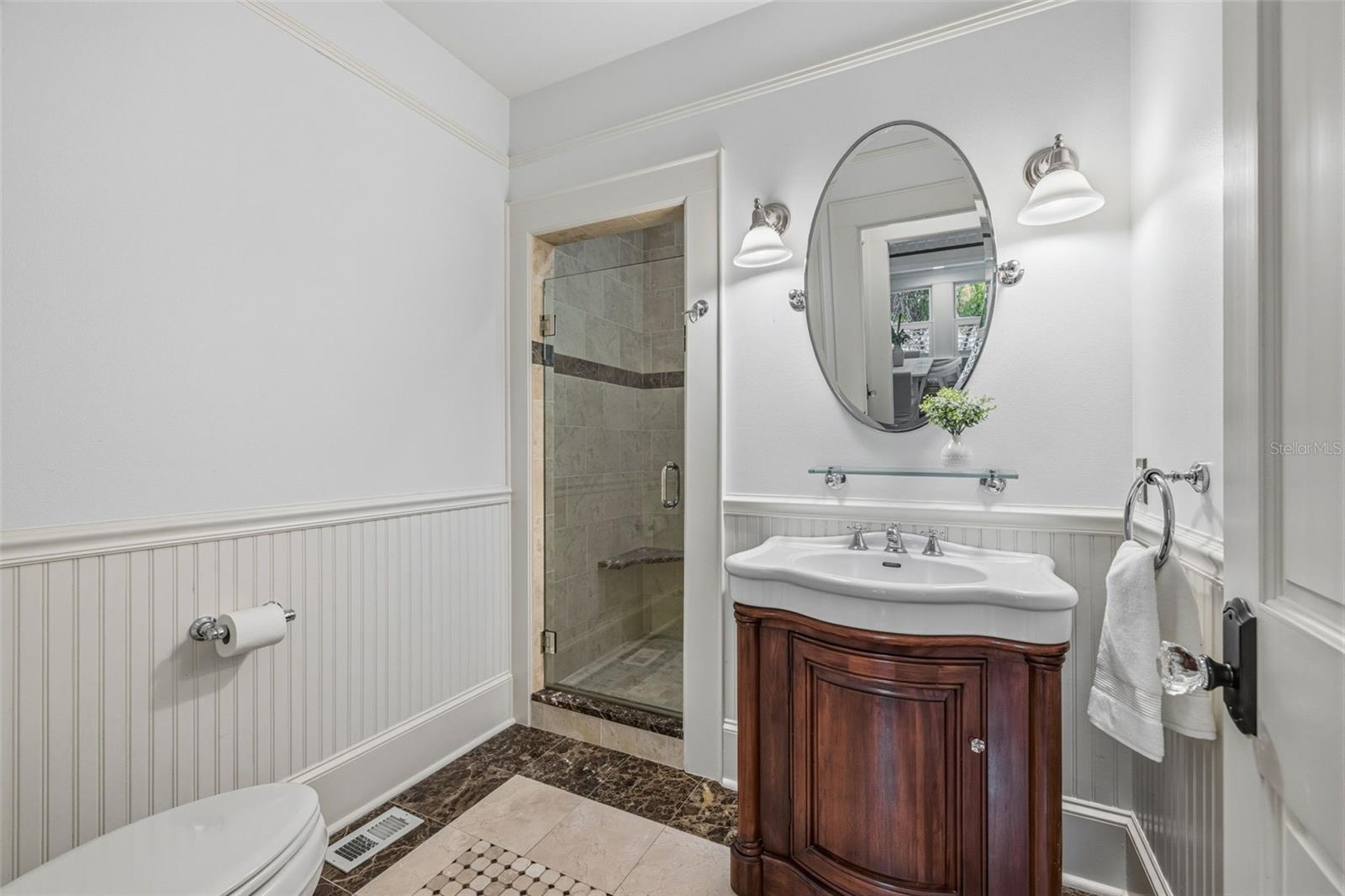 1811 W HILLS AVE, TAMPA, FL, 33606