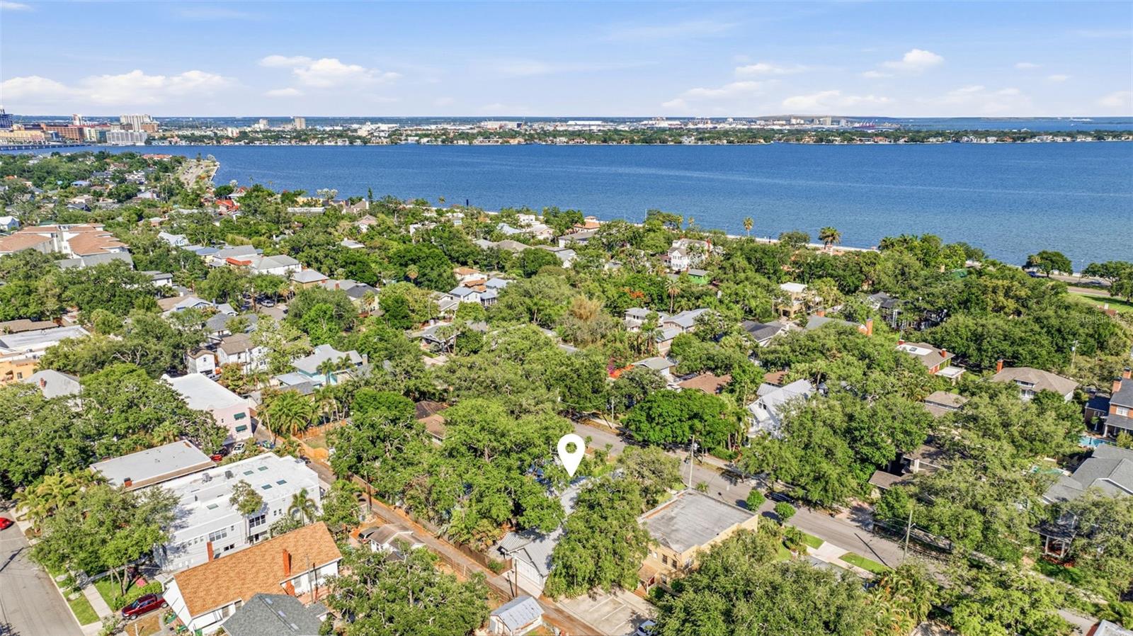 1811 W HILLS AVE, TAMPA, FL, 33606