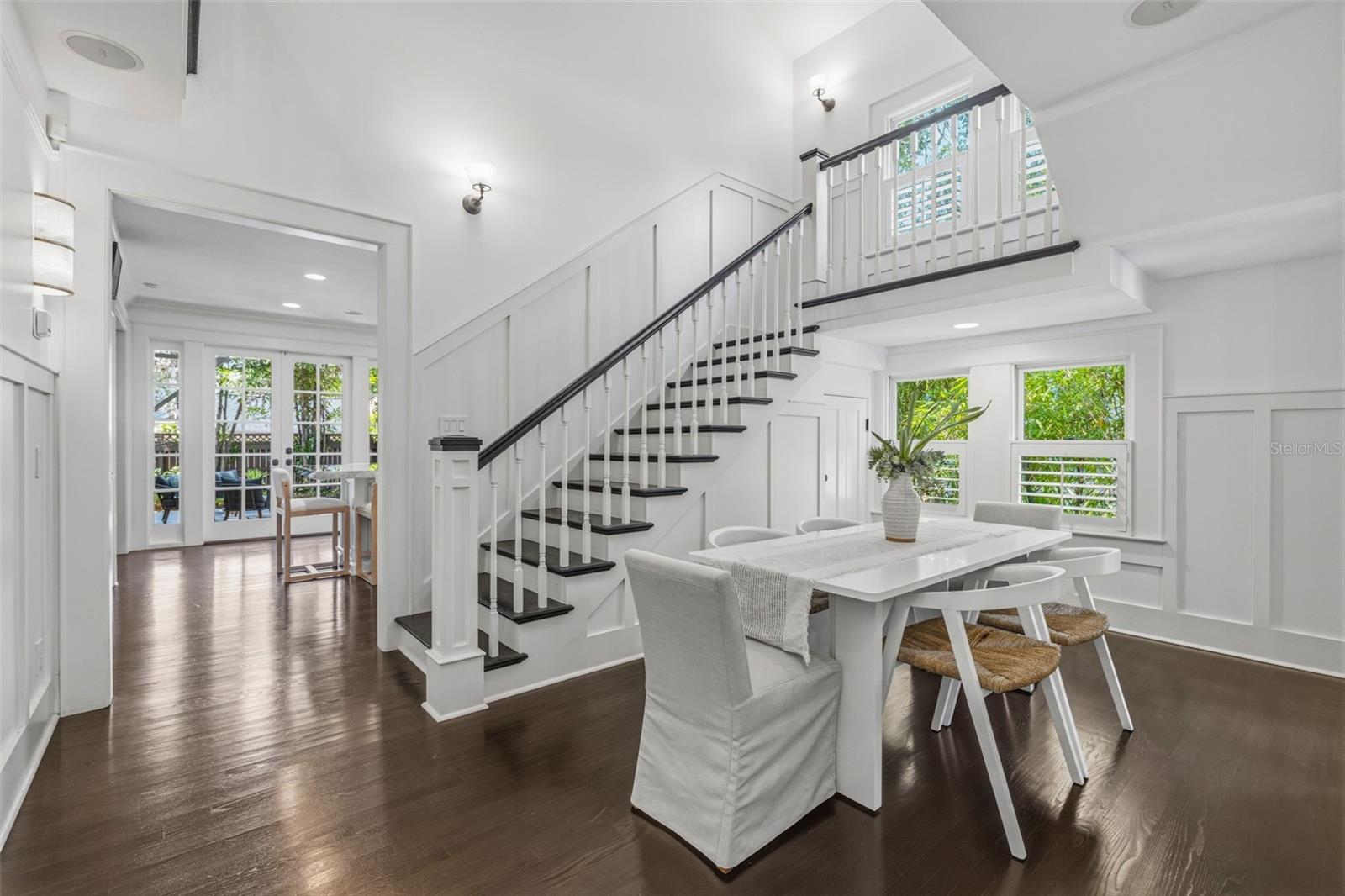 1811 W HILLS AVE, TAMPA, FL, 33606