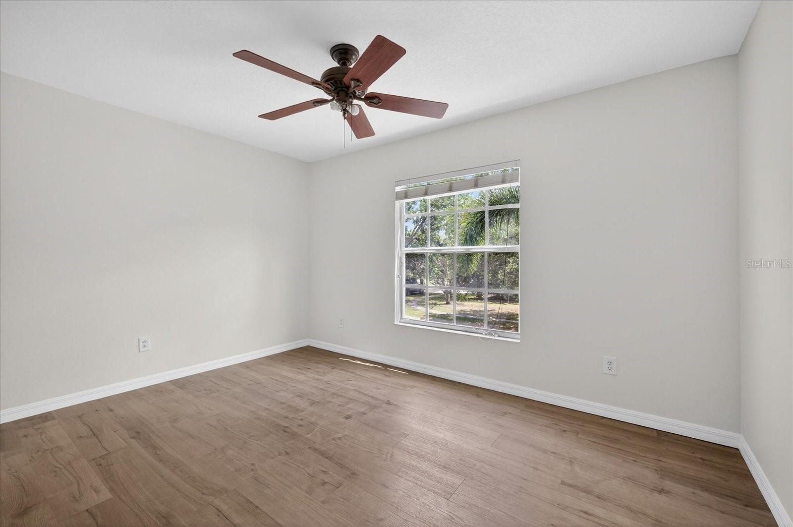 8405 CANTERBURY LAKE BLVD, TAMPA, FL, 33619