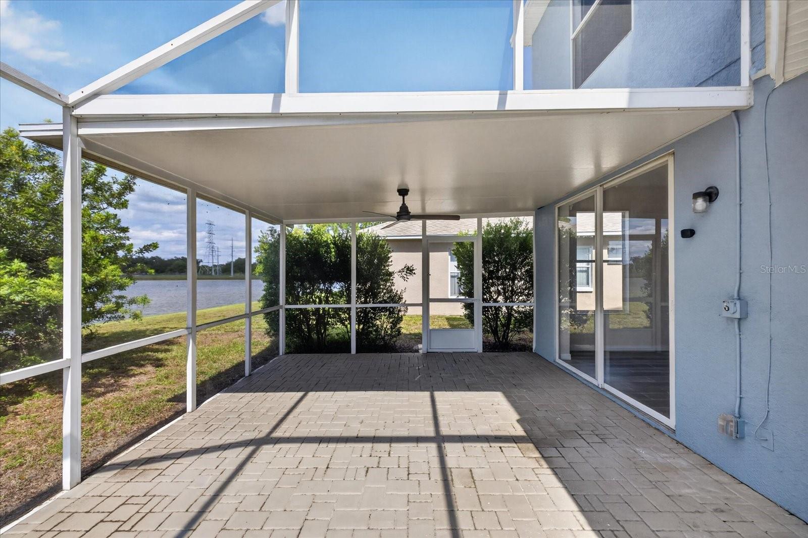 8405 CANTERBURY LAKE BLVD, TAMPA, FL, 33619