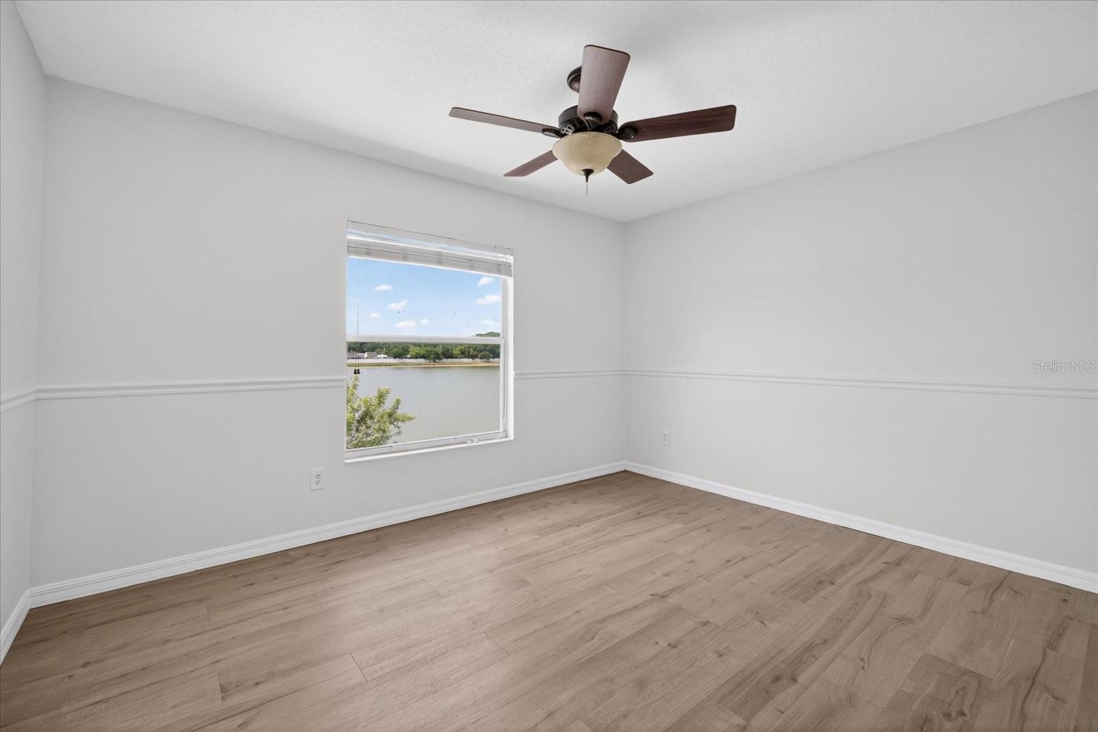 8405 CANTERBURY LAKE BLVD, TAMPA, FL, 33619