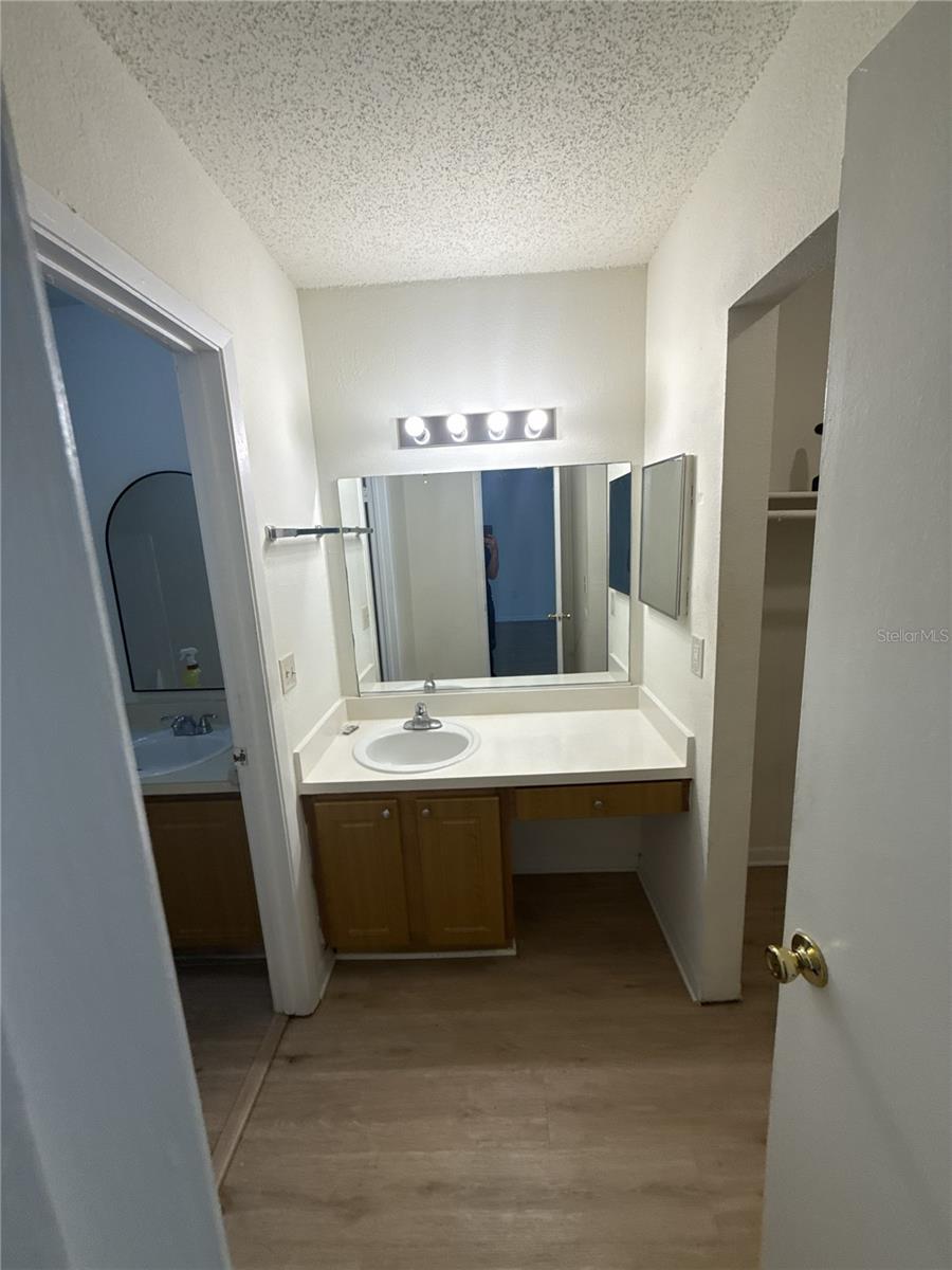 4401 S SEMORAN BLVD #1, ORLANDO, FL, 32822