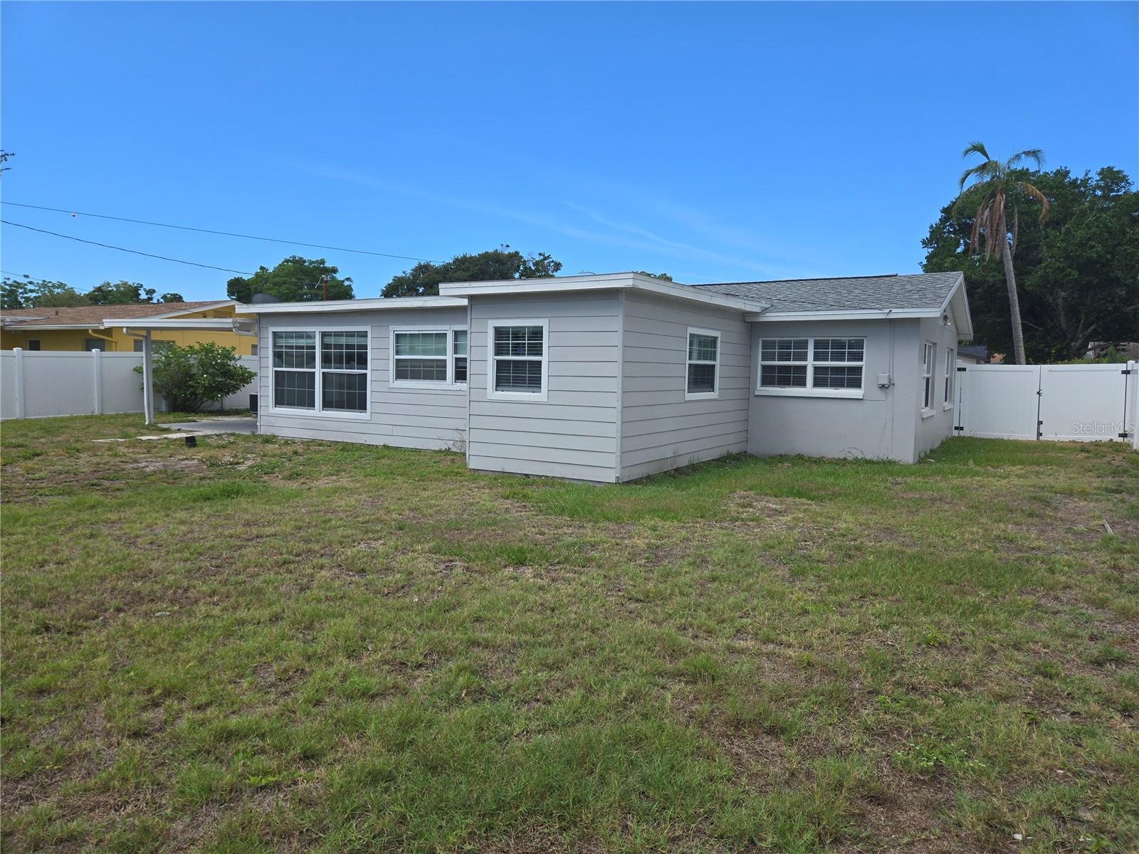 5690 6TH ST S, ST PETERSBURG, FL, 33705