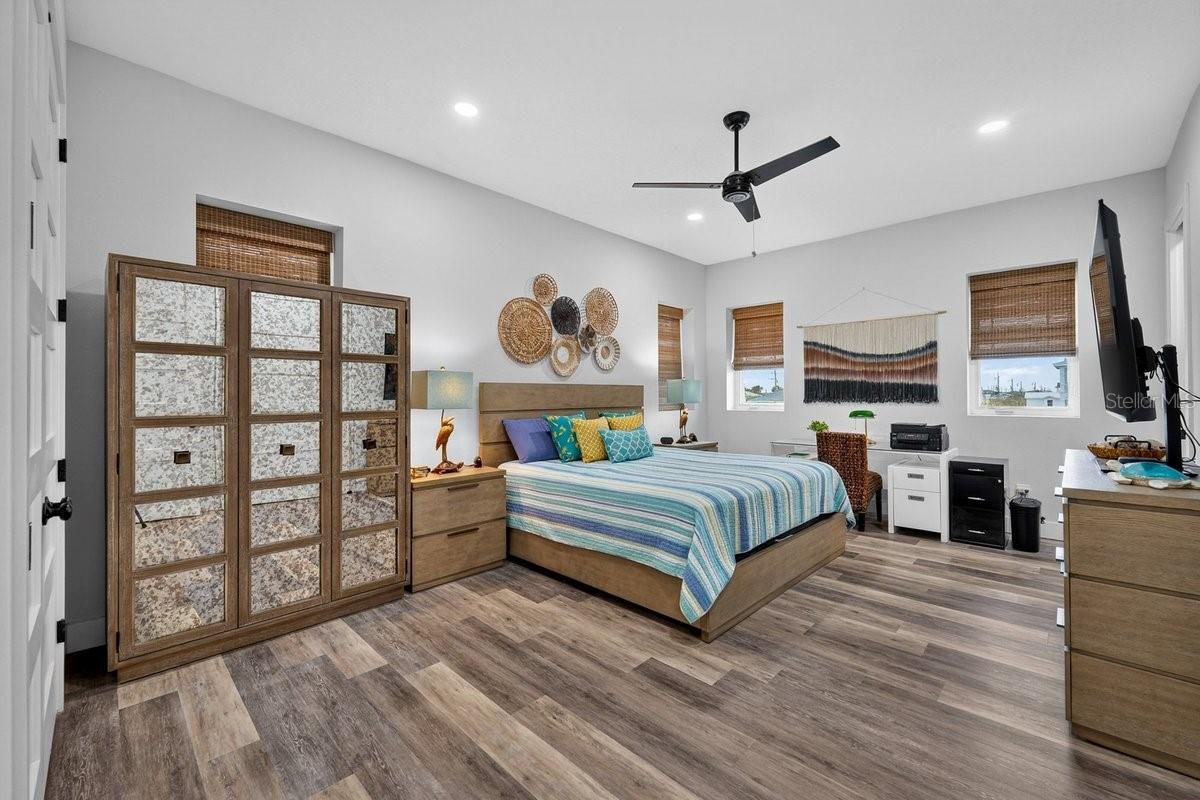 2112 S OCEANSHORE BLVD, FLAGLER BEACH, FL, 32136