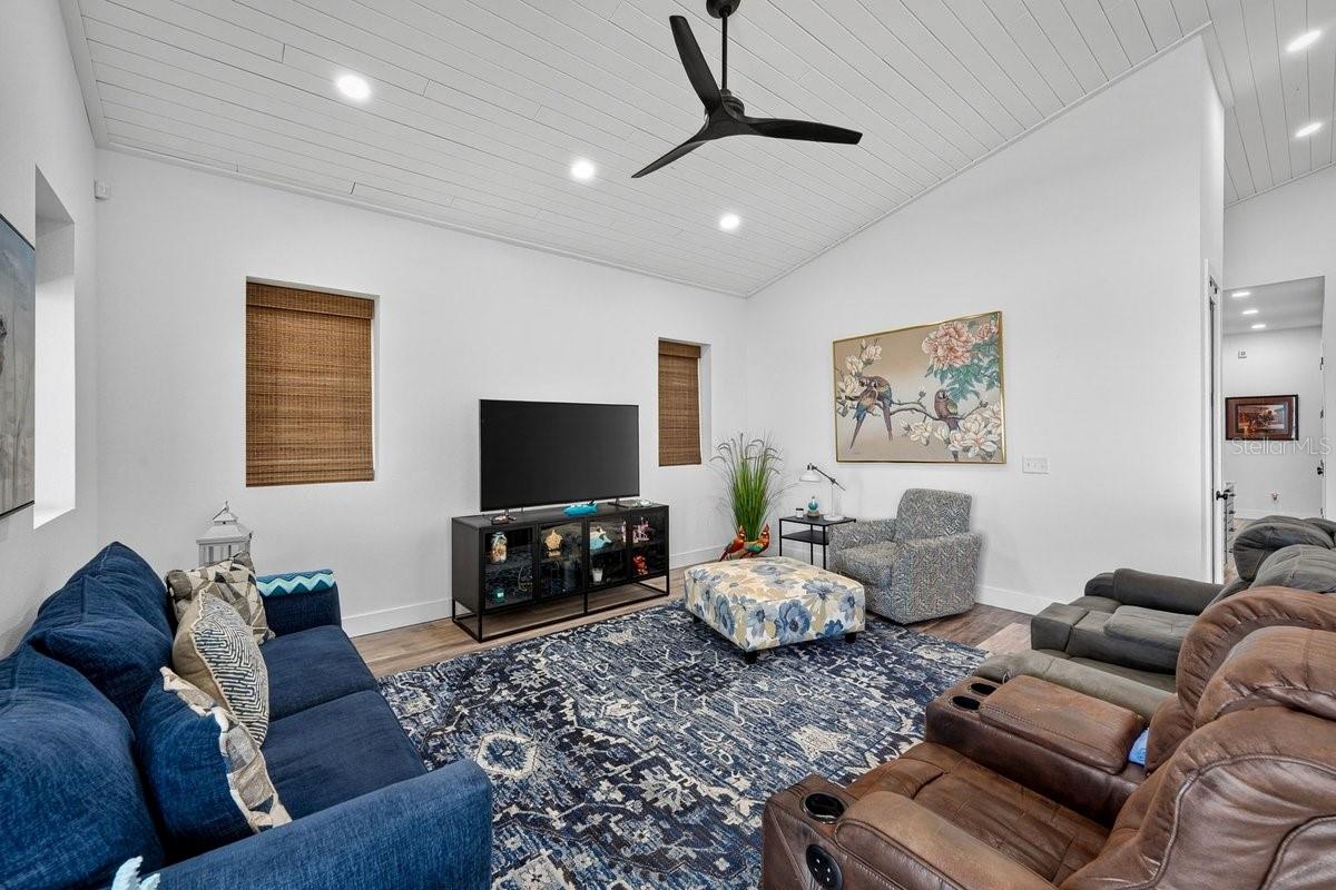 2112 S OCEANSHORE BLVD, FLAGLER BEACH, FL, 32136