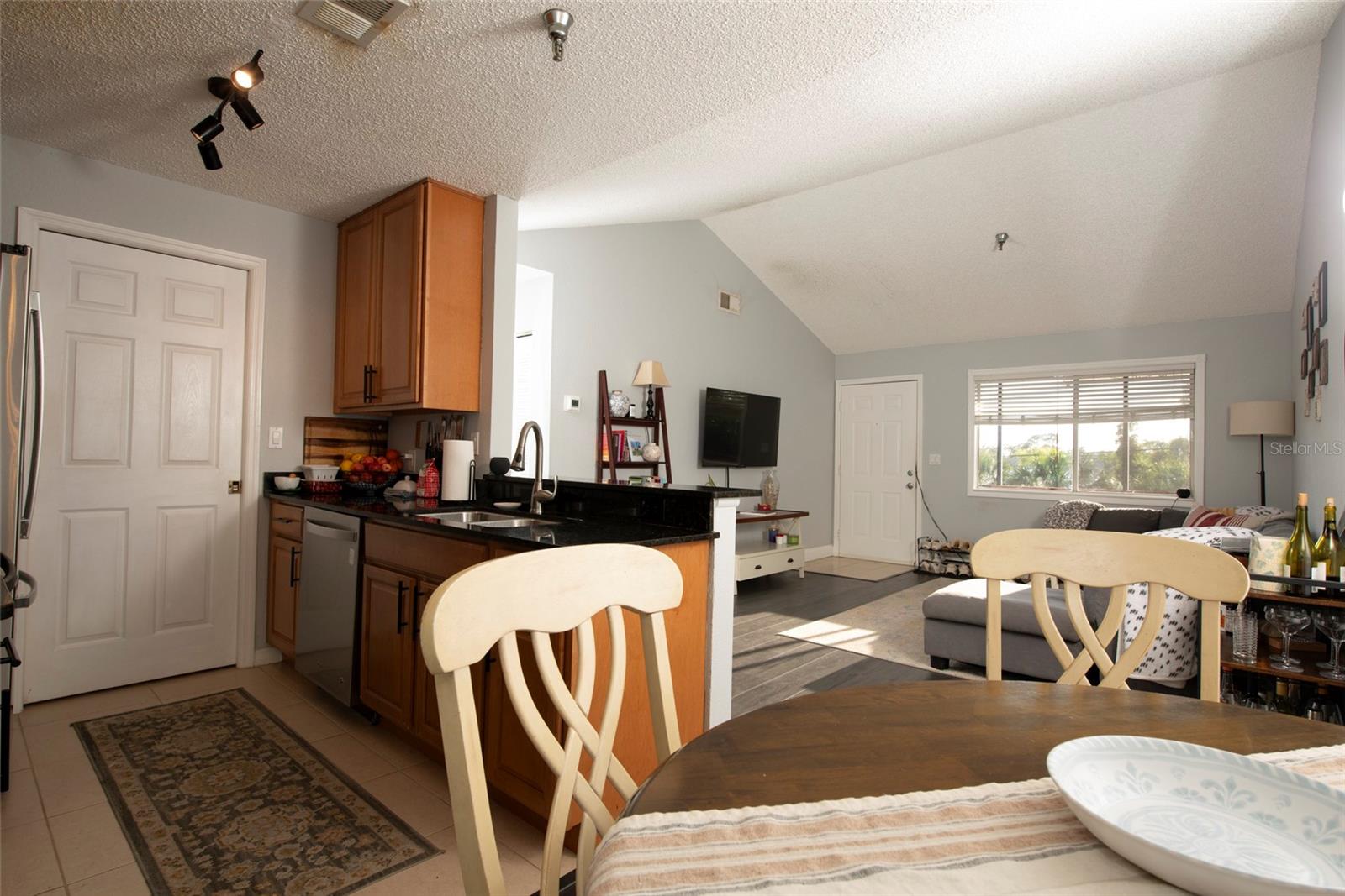 10263 GANDY BLVD N #2202, ST PETERSBURG, FL, 33702