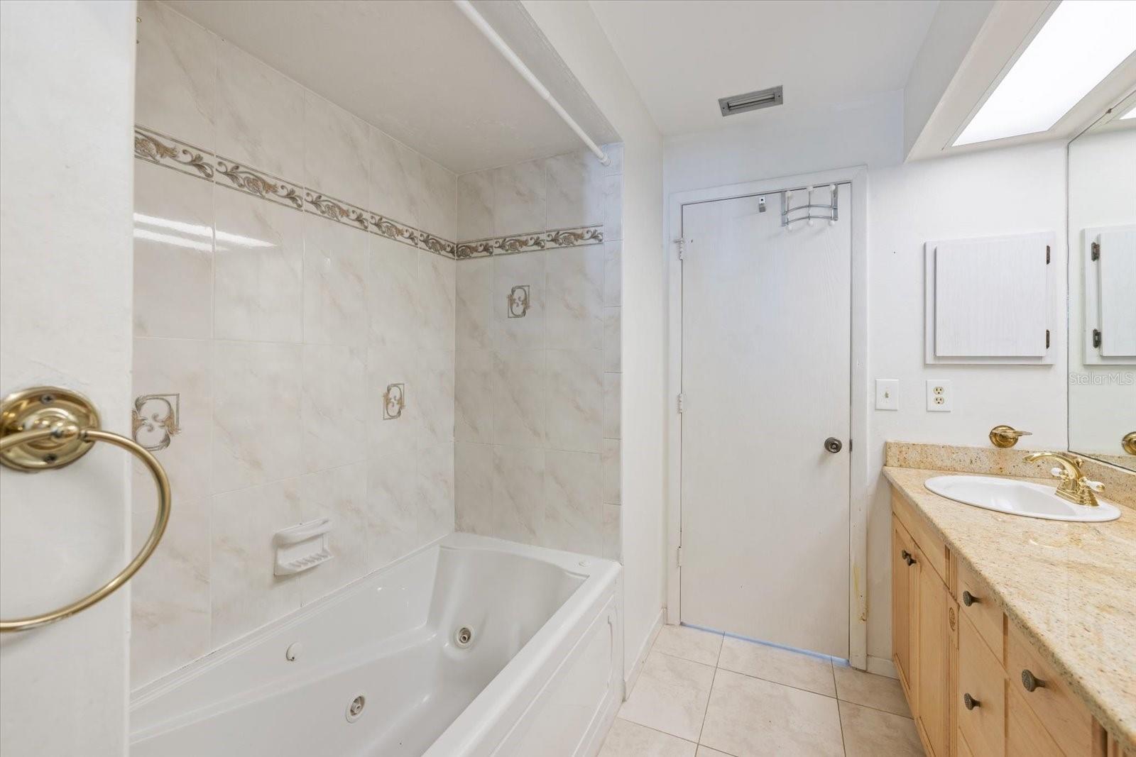 5151 OAKMONT PL, SARASOTA, FL, 34242