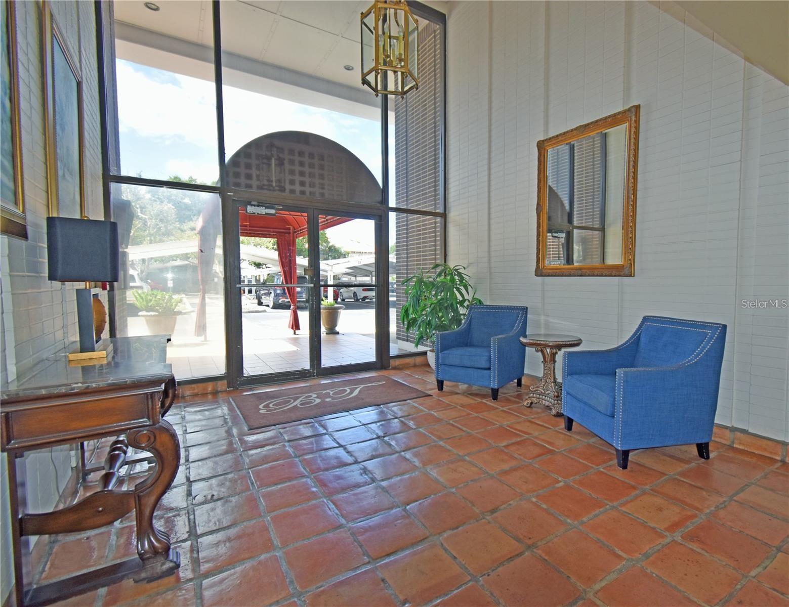 4015 BAYSHORE BLVD #17F, TAMPA, FL, 33611