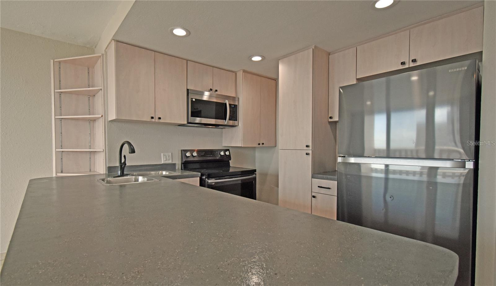 4015 BAYSHORE BLVD #17F, TAMPA, FL, 33611