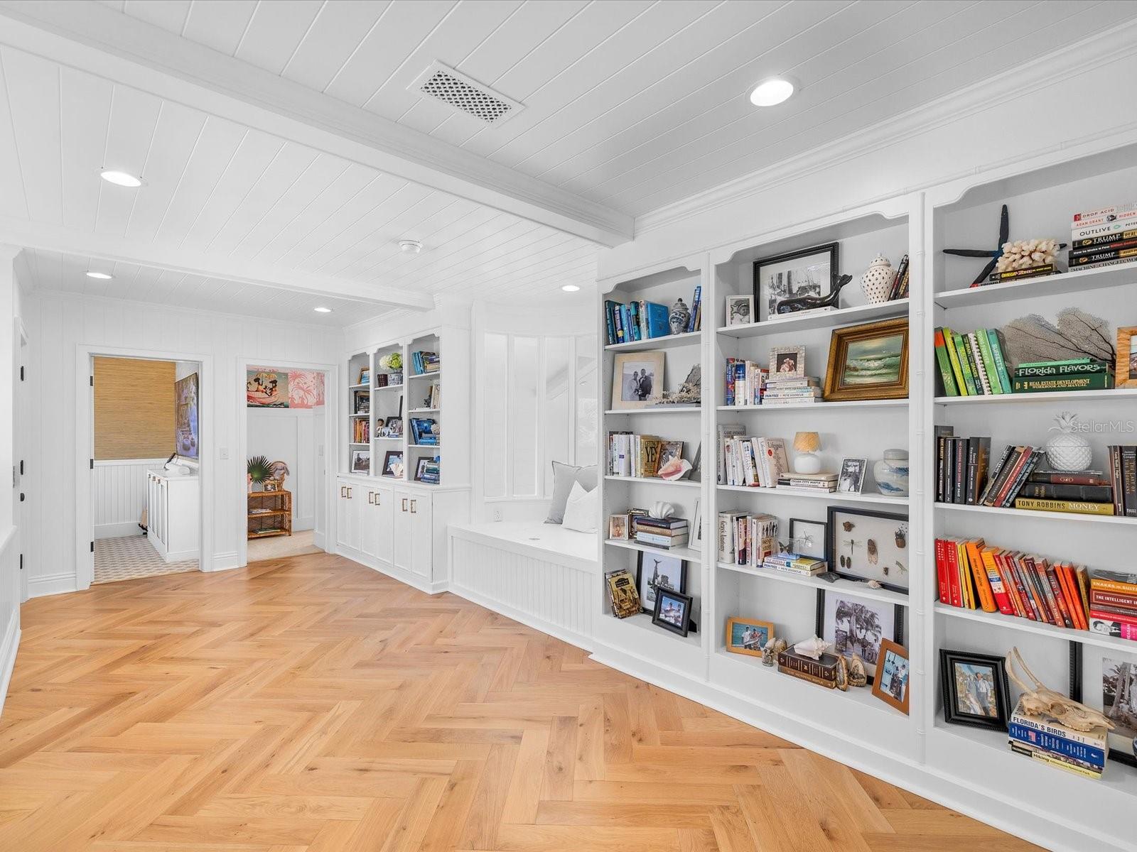 433 ST ANDREWS DR, BELLEAIR, FL, 33756