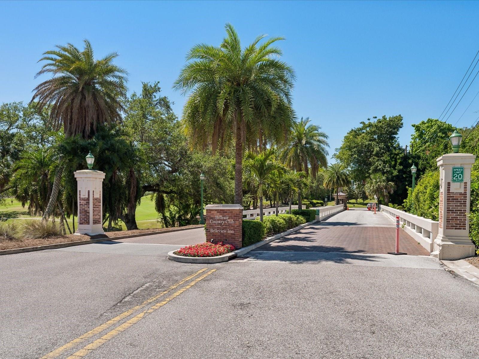 433 ST ANDREWS DR, BELLEAIR, FL, 33756