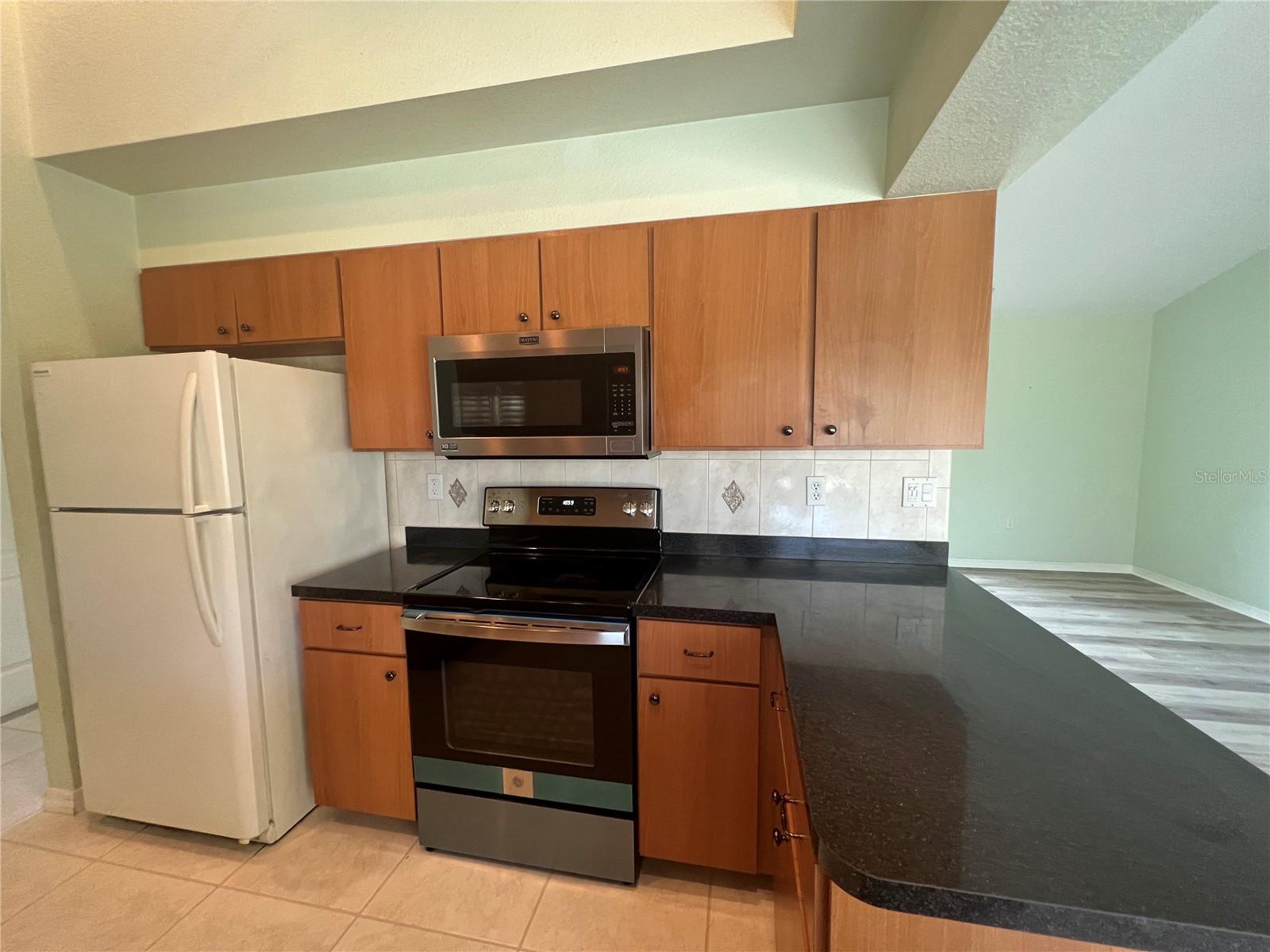 285 MILLPORT ST NW, PORT CHARLOTTE, FL, 33948