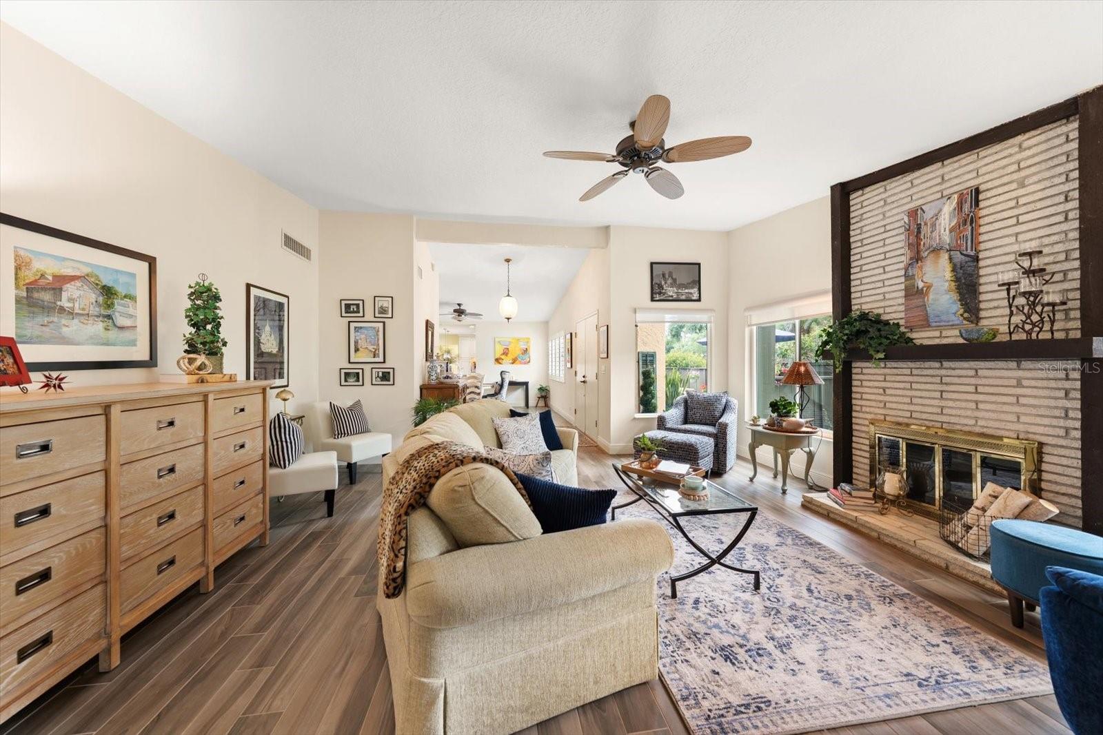 13300 INDIAN ROCKS RD #201, LARGO, FL, 33774
