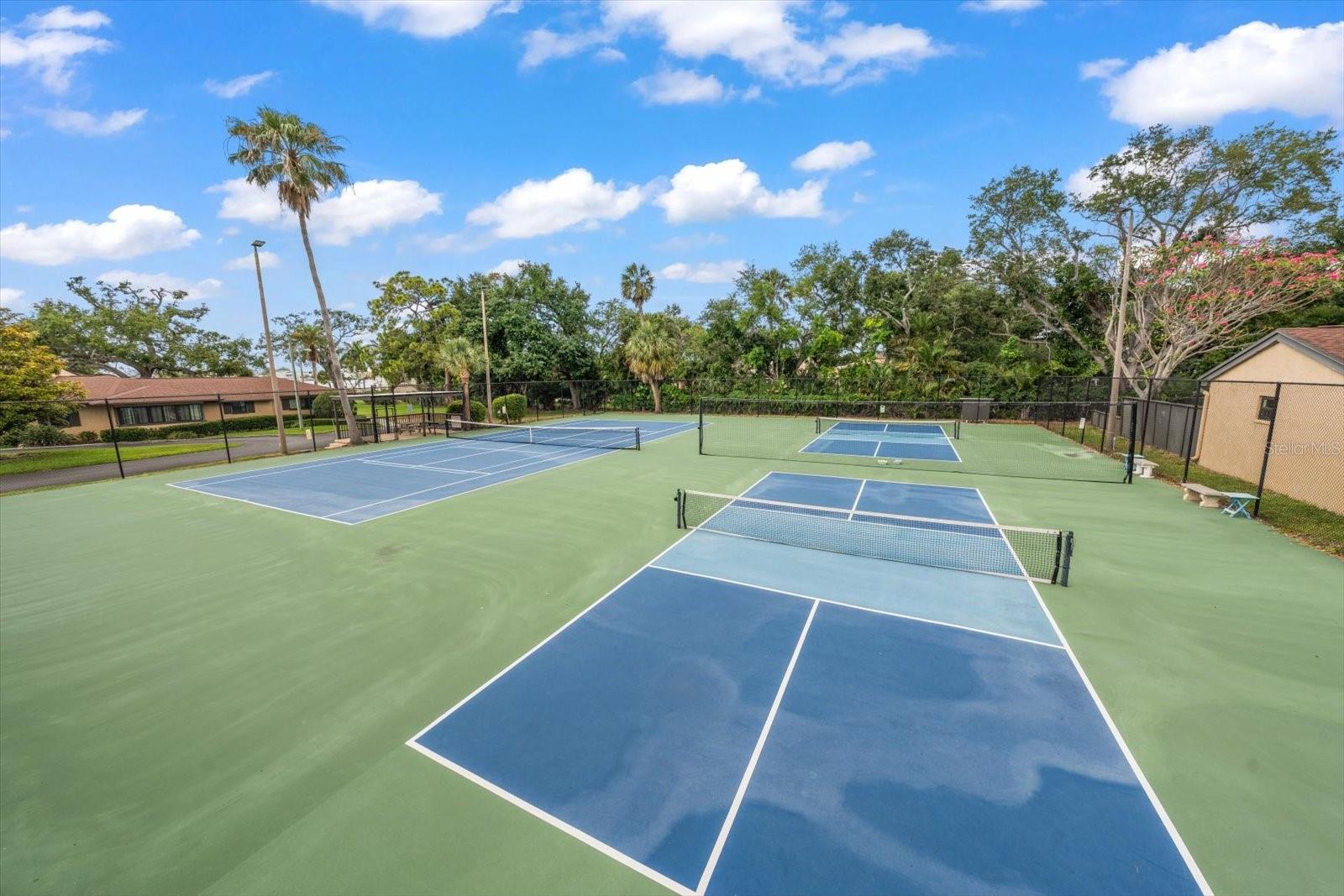 13300 INDIAN ROCKS RD #201, LARGO, FL, 33774