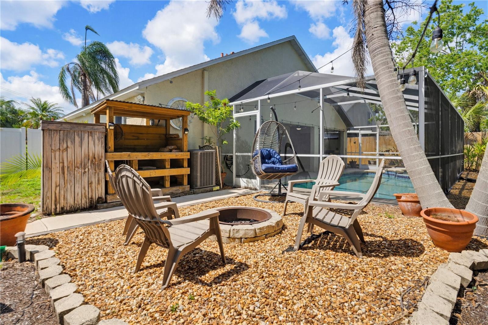 10236 CHARLESTON CORNER RD, TAMPA, FL, 33635