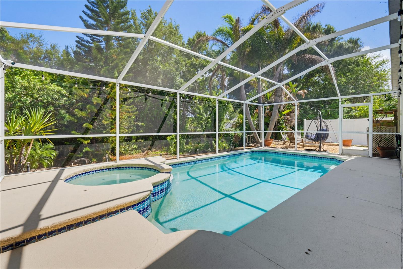 10236 CHARLESTON CORNER RD, TAMPA, FL, 33635