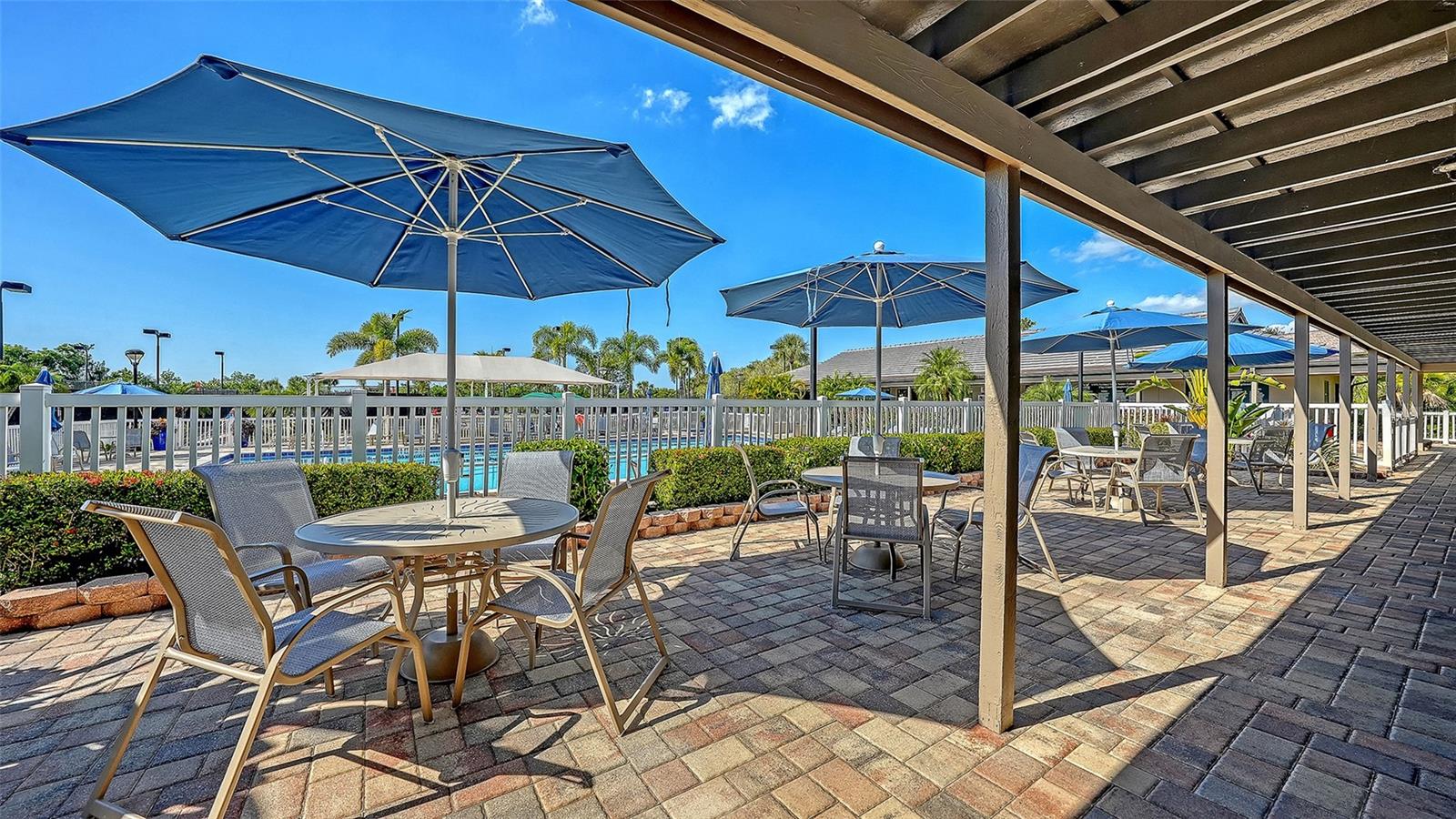 5420 EAGLES POINT CIR #402, SARASOTA, FL, 34231