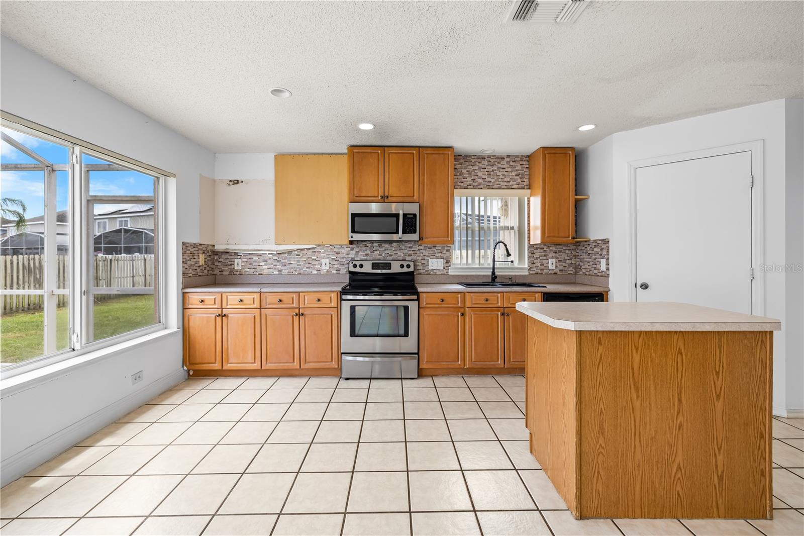 1212 SANDBROOK DR, ORLANDO, FL, 32824