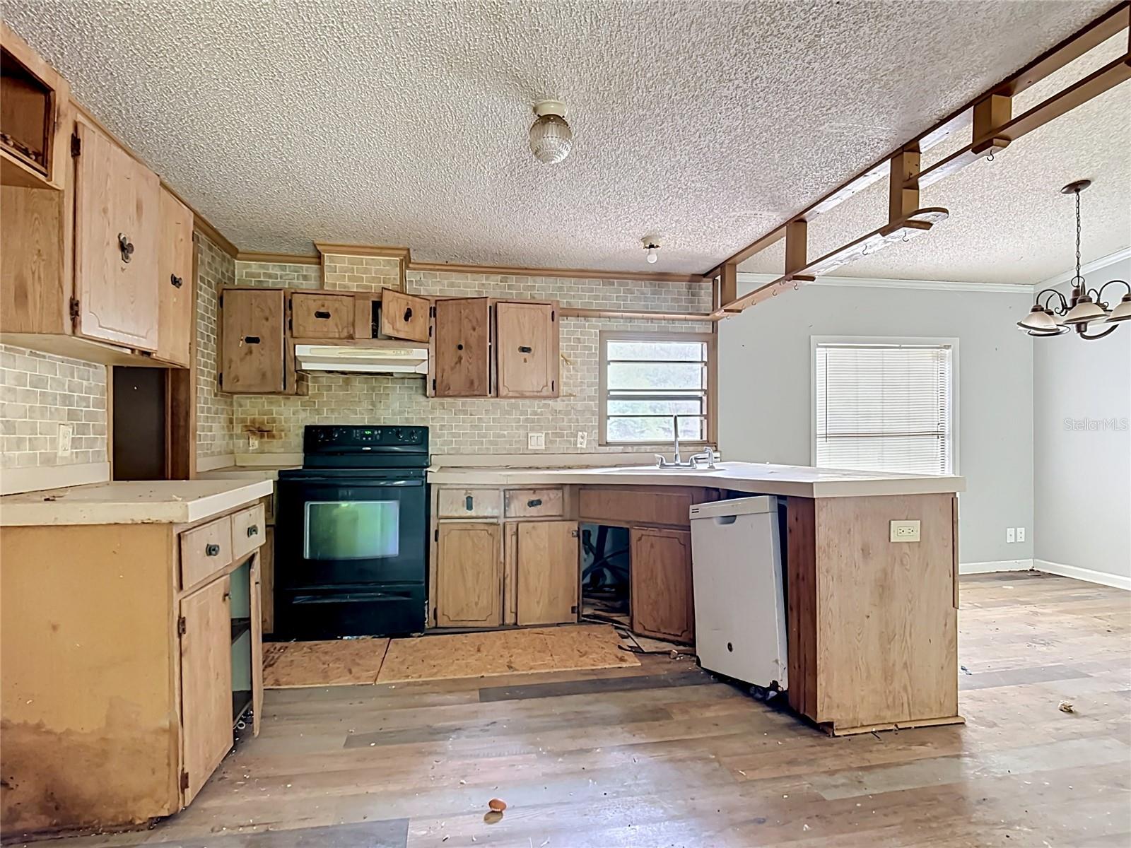 1210 PINEBEND DR, LAKELAND, FL, 33809
