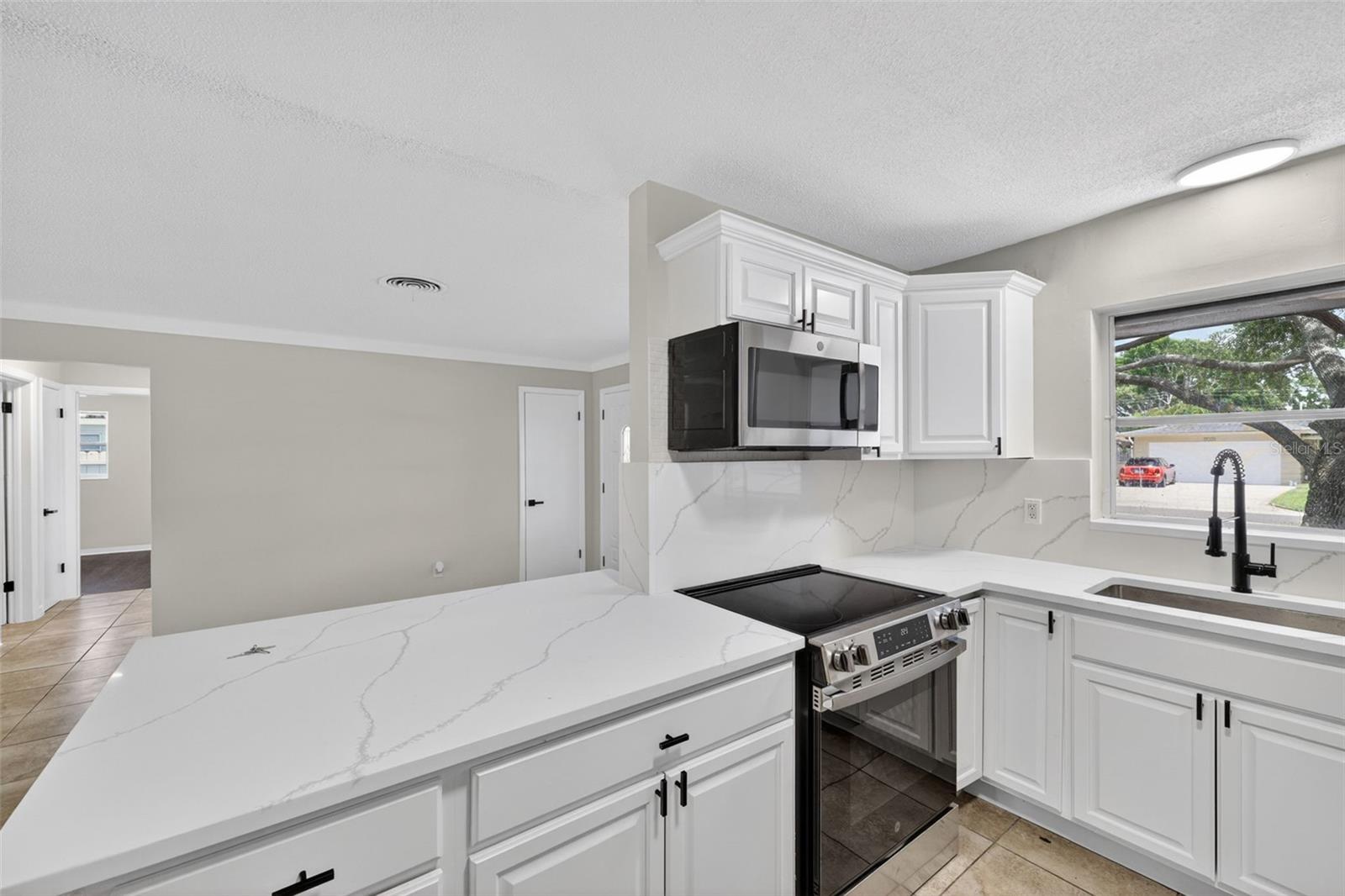 6801 17TH ST S, ST PETERSBURG, FL, 33712