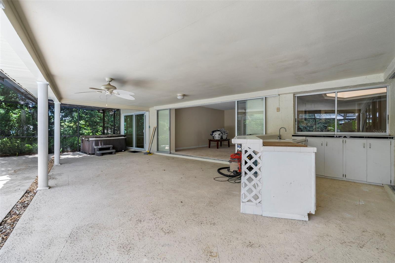 207 DUNBRIDGE DR, PALM HARBOR, FL, 34684