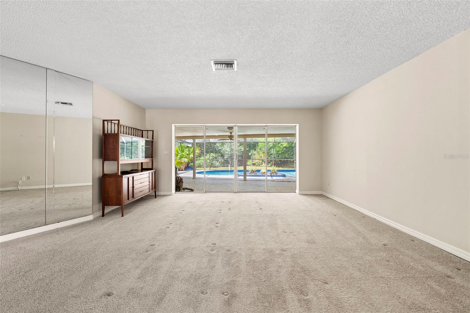 207 DUNBRIDGE DR, PALM HARBOR, FL, 34684