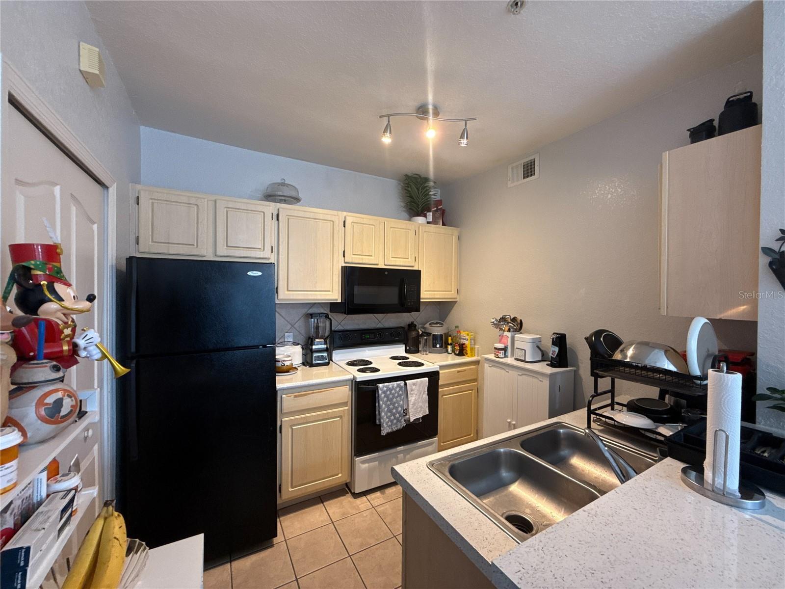 8927 LEGACY CT #302, KISSIMMEE, FL, 34747