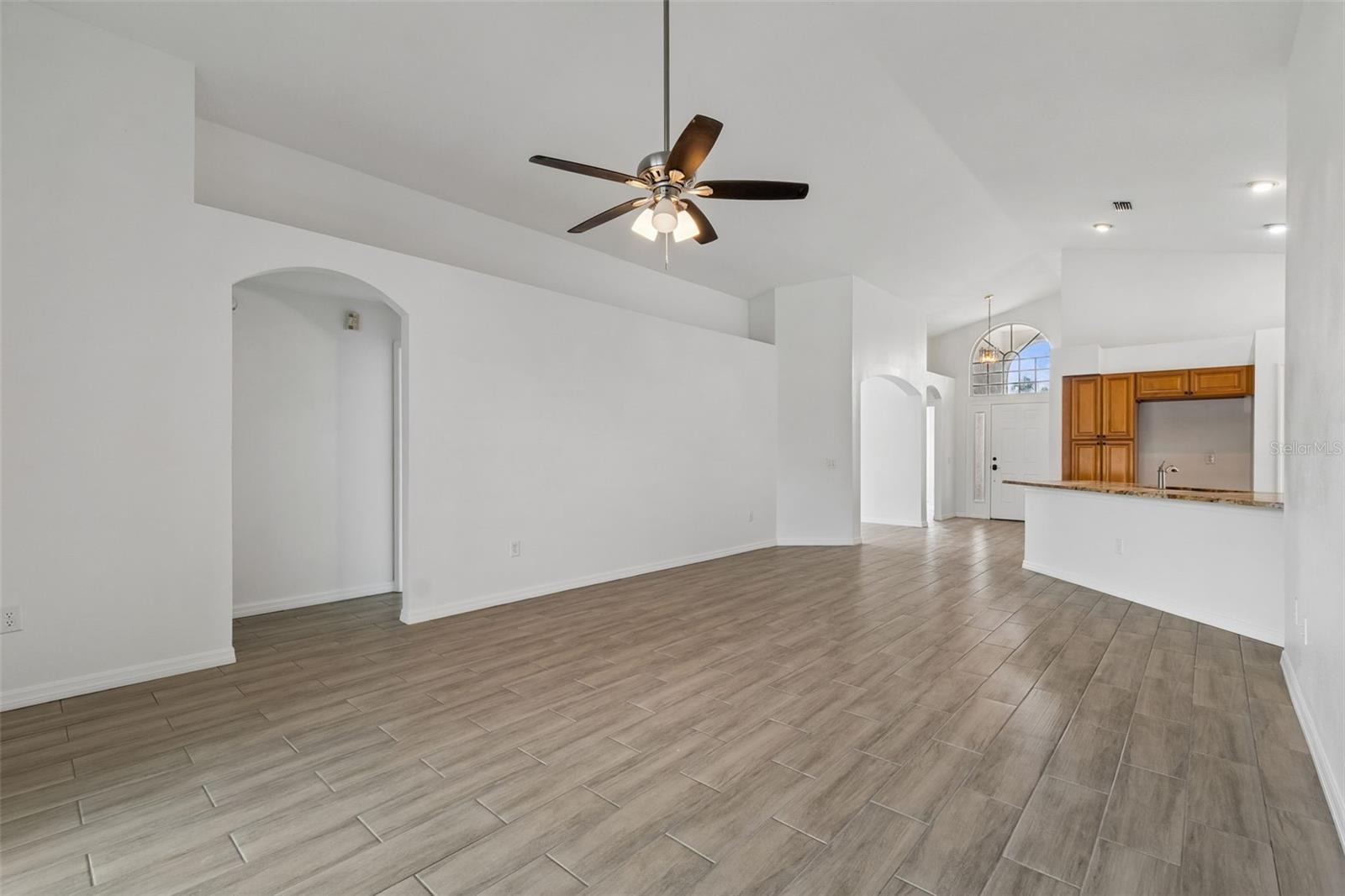 30449 TREMONT DR, WESLEY CHAPEL, FL, 33543