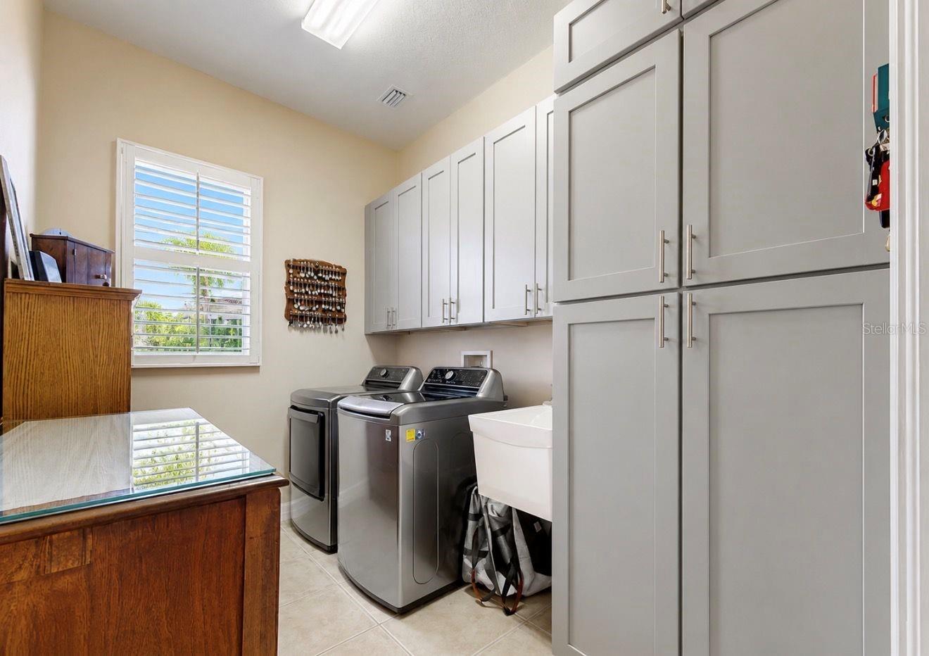 2208 MYRTLE VISTA CT, SUN CITY CENTER, FL, 33573