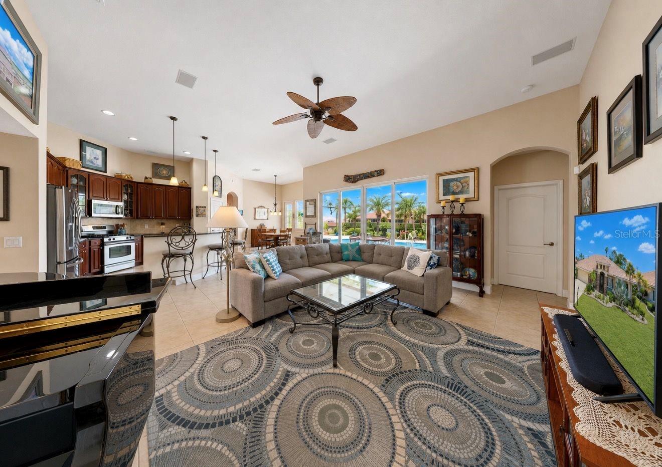 2208 MYRTLE VISTA CT, SUN CITY CENTER, FL, 33573