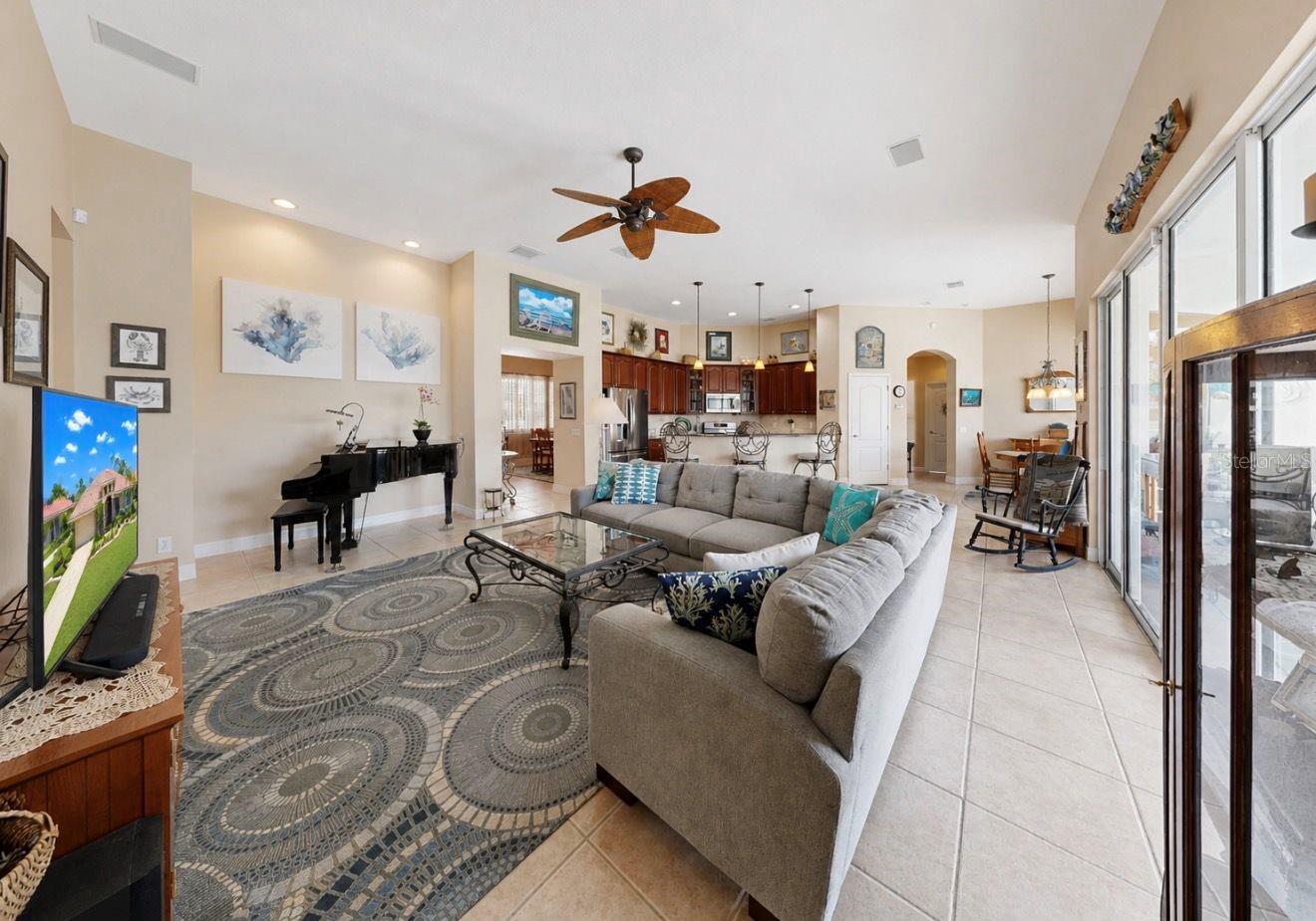 2208 MYRTLE VISTA CT, SUN CITY CENTER, FL, 33573