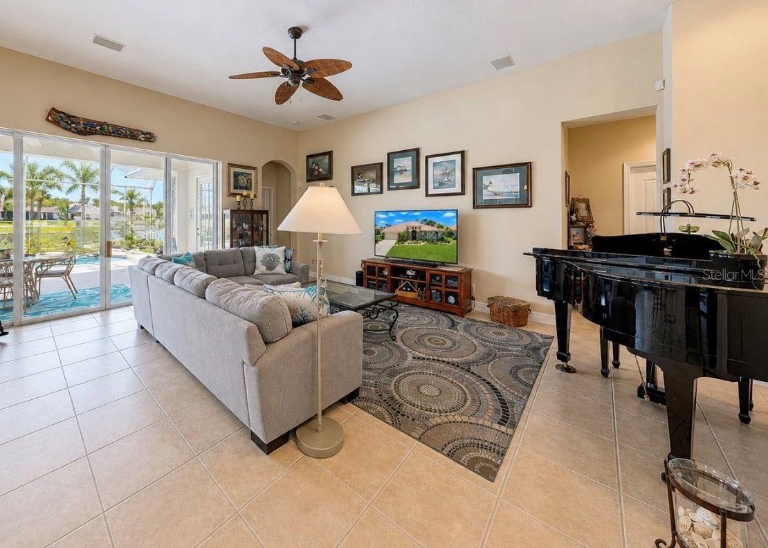 2208 MYRTLE VISTA CT, SUN CITY CENTER, FL, 33573