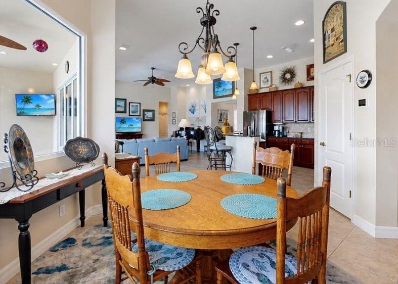 2208 MYRTLE VISTA CT, SUN CITY CENTER, FL, 33573
