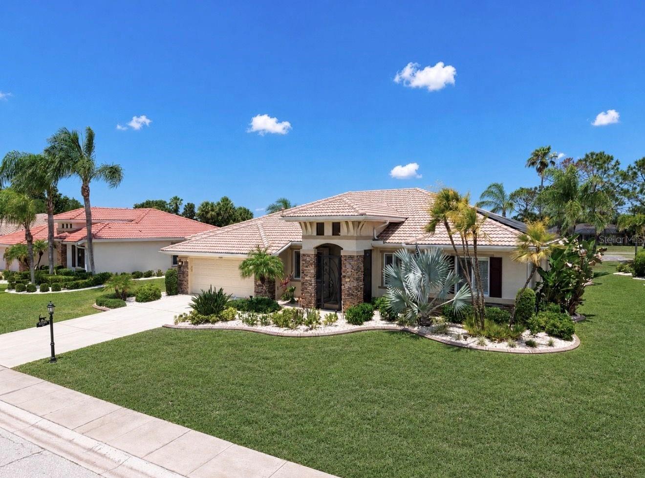 2208 MYRTLE VISTA CT, SUN CITY CENTER, FL, 33573