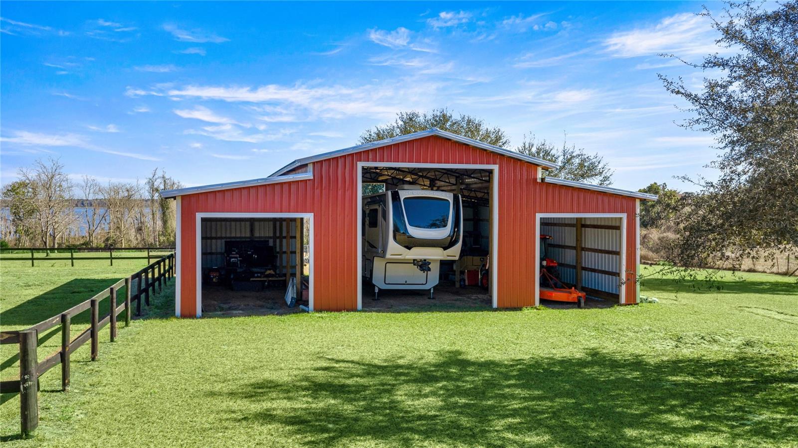 5251 SE 180TH AVENUE RD, OCKLAWAHA, FL, 32179
