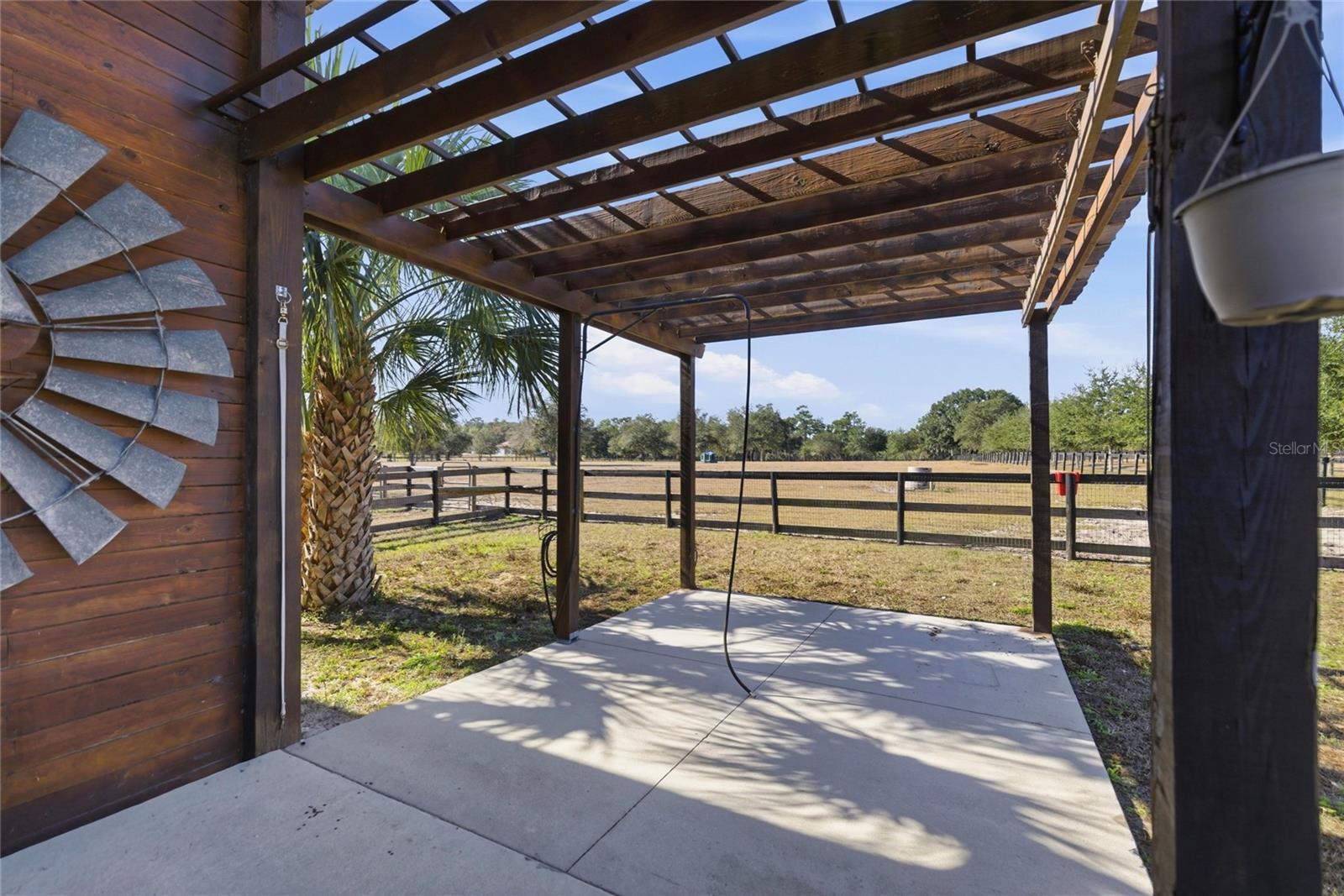 5251 SE 180TH AVENUE RD, OCKLAWAHA, FL, 32179