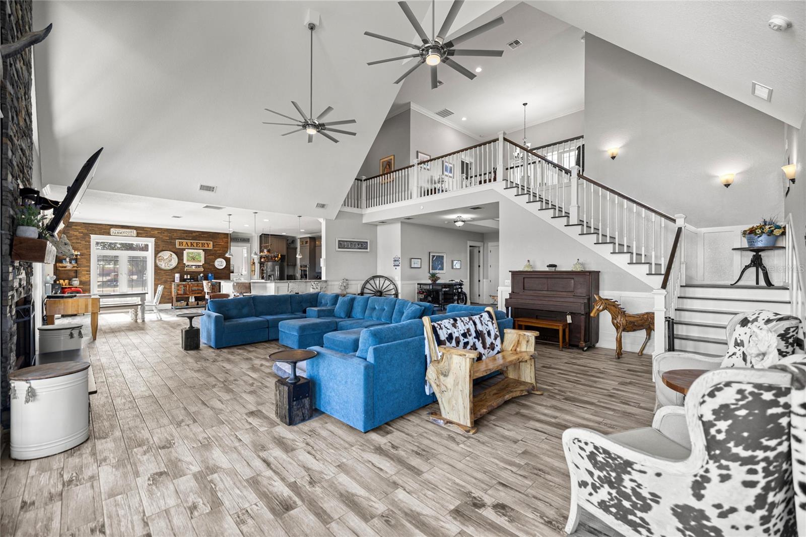 5251 SE 180TH AVENUE RD, OCKLAWAHA, FL, 32179