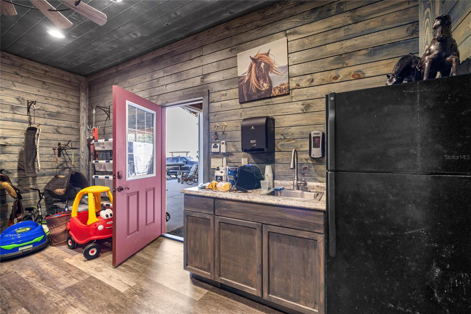 5251 SE 180TH AVENUE RD, OCKLAWAHA, FL, 32179