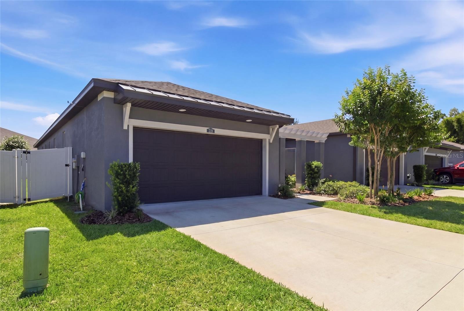 219 VILLA LUNA LN, LUTZ, FL, 33549