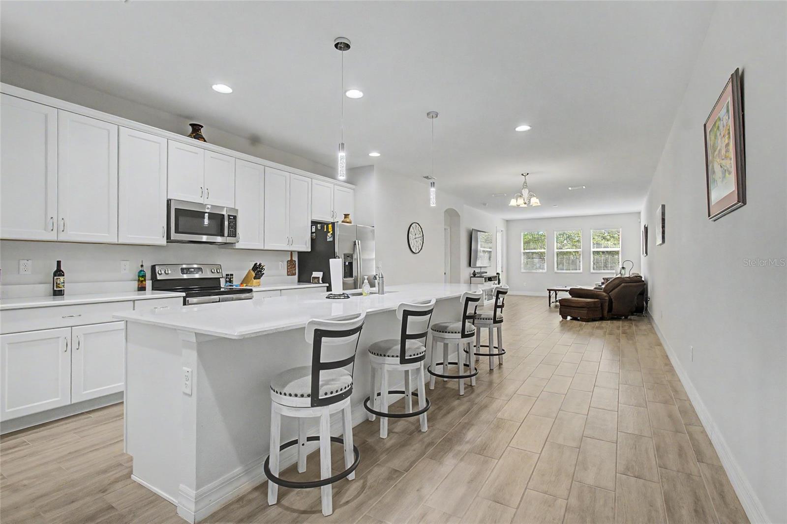 219 VILLA LUNA LN, LUTZ, FL, 33549