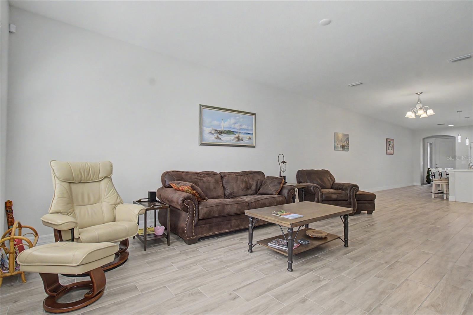 219 VILLA LUNA LN, LUTZ, FL, 33549