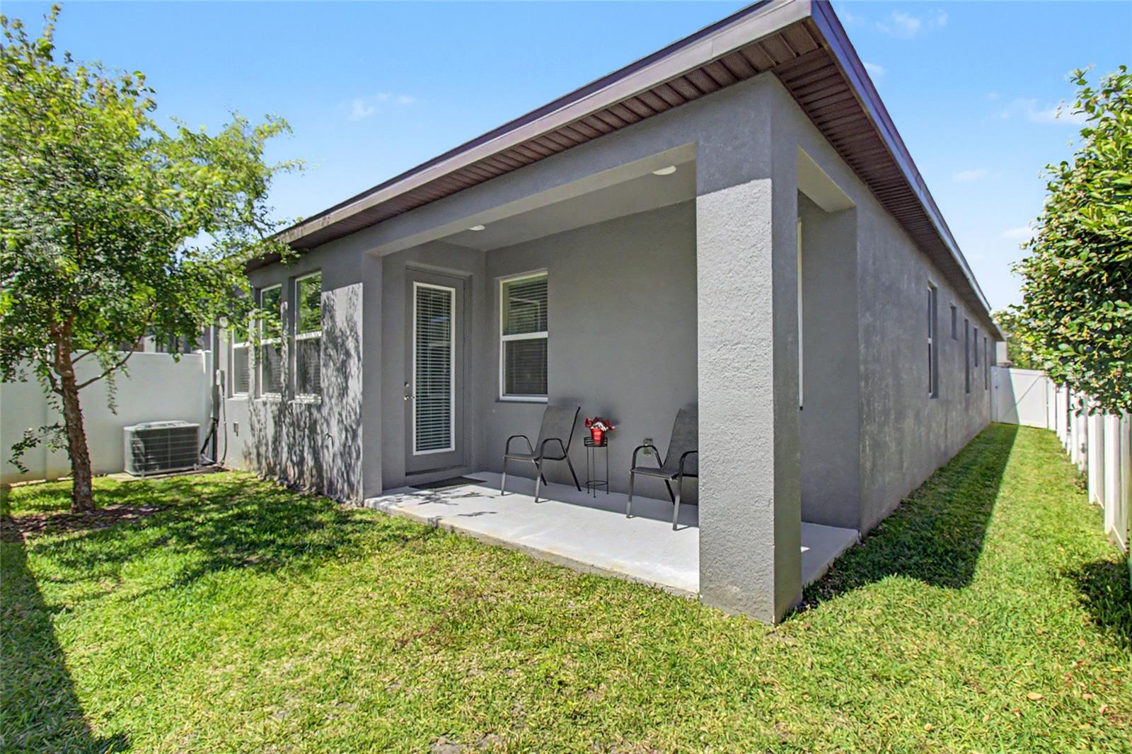 219 VILLA LUNA LN, LUTZ, FL, 33549